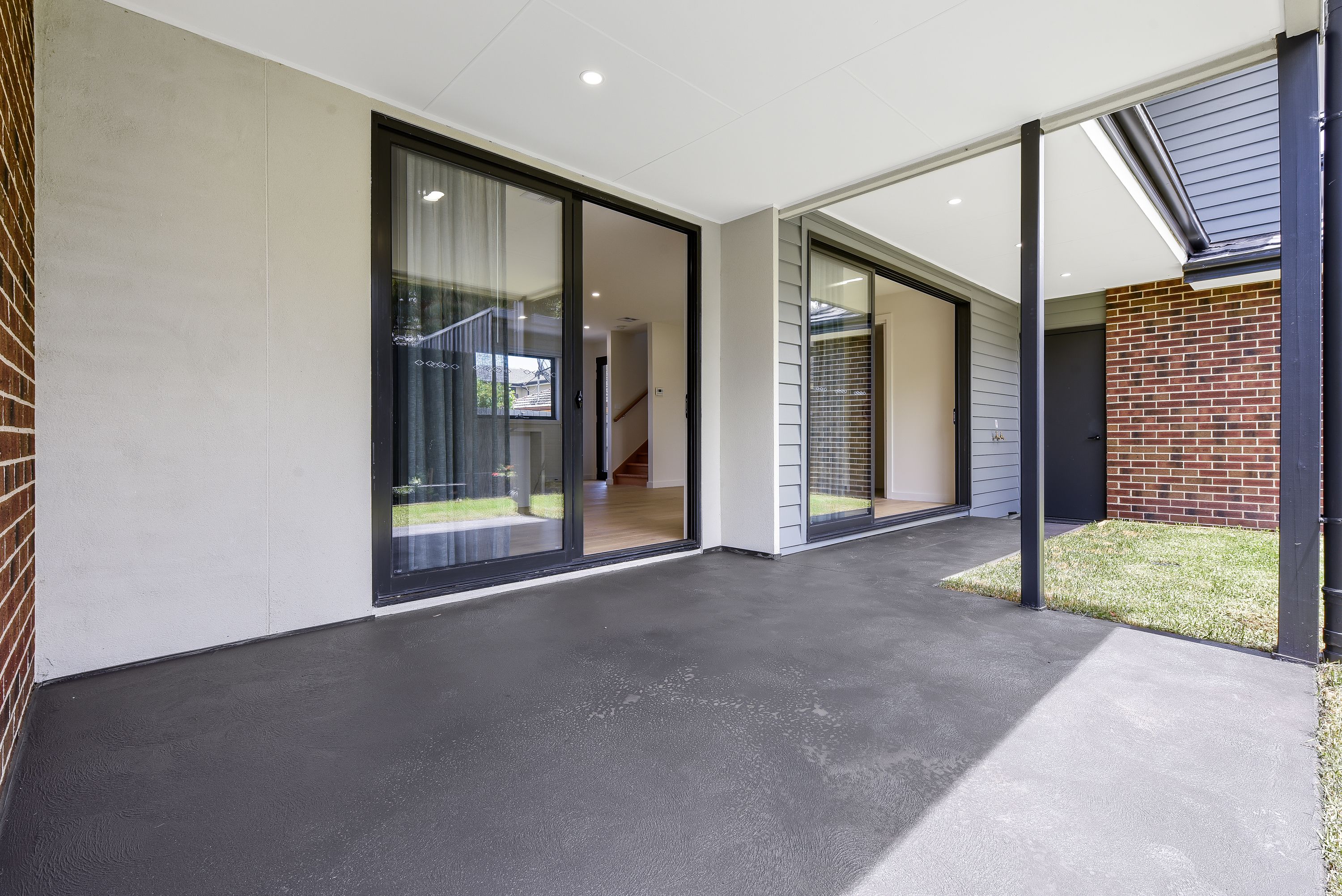 2/4 Gordon Avenue — photo 7 of 9