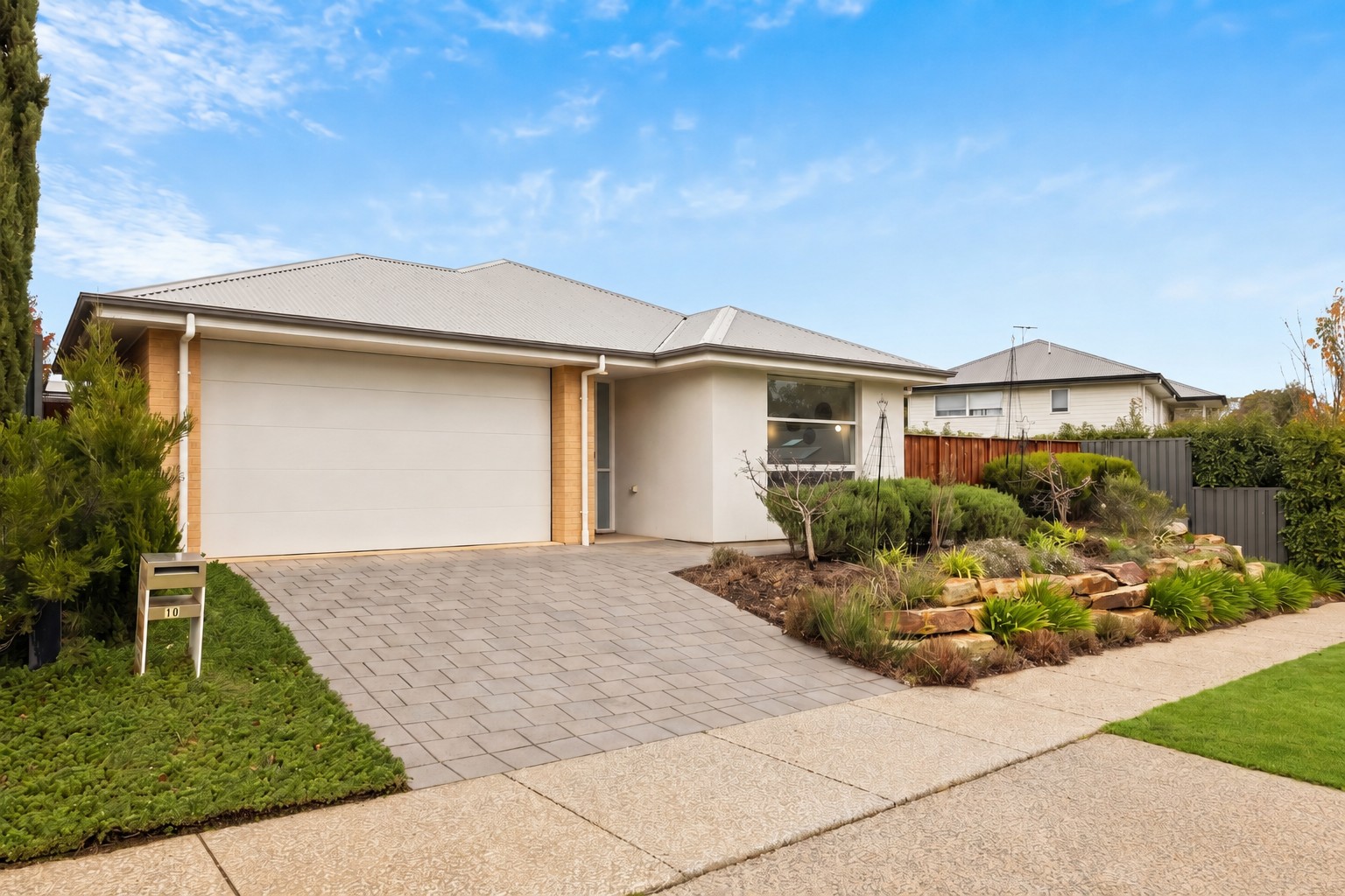 10 Amblemead Drive, Mount Barker, SA 5251
