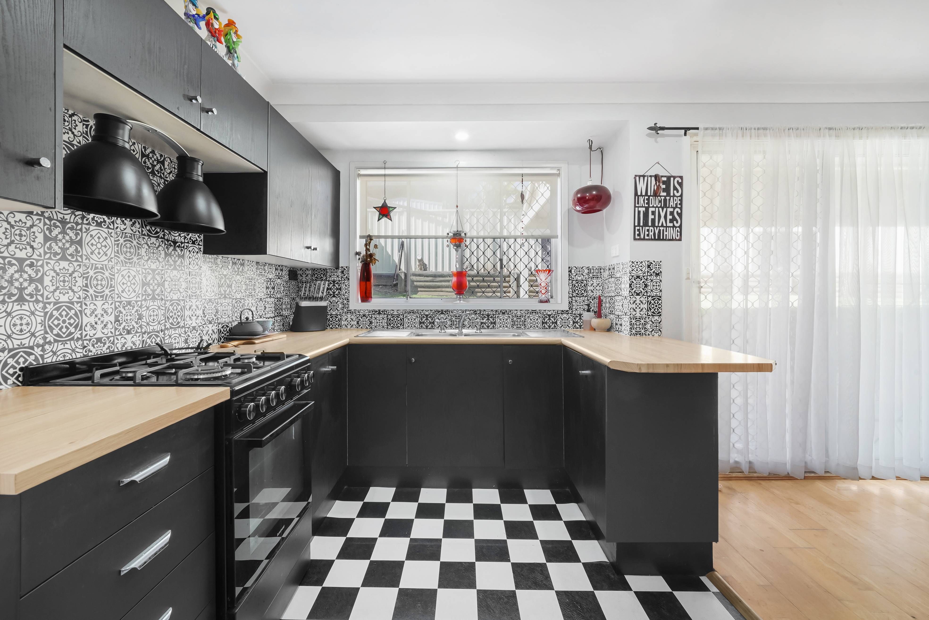 3/34 Westmoreland Road, Minto, NSW 2566