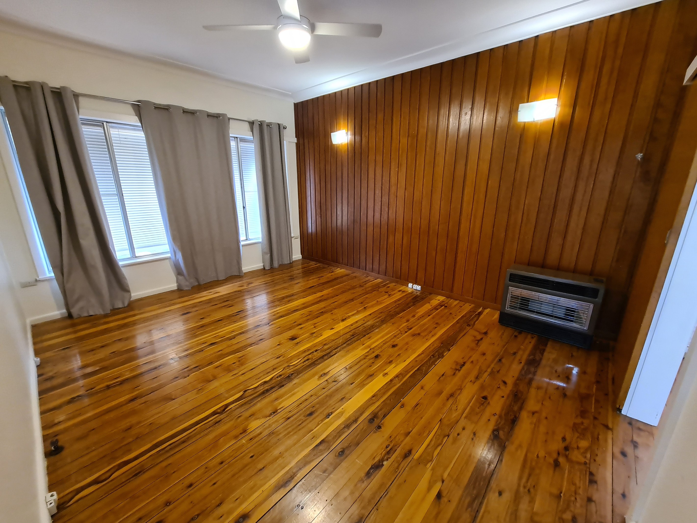29 Wentworth Street, Parkes, NSW 2870