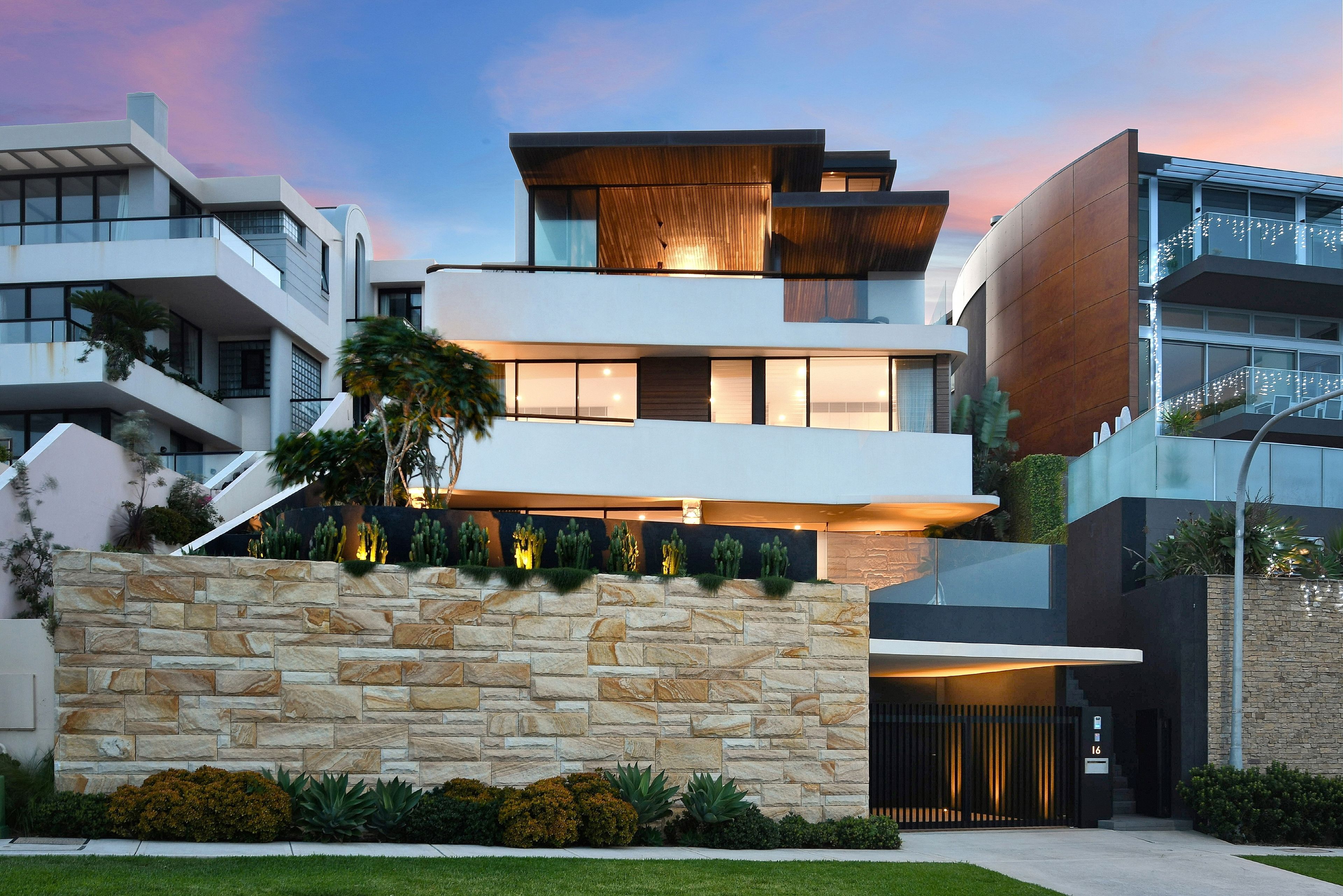 16 Mermaid Avenue, Maroubra NSW 2035