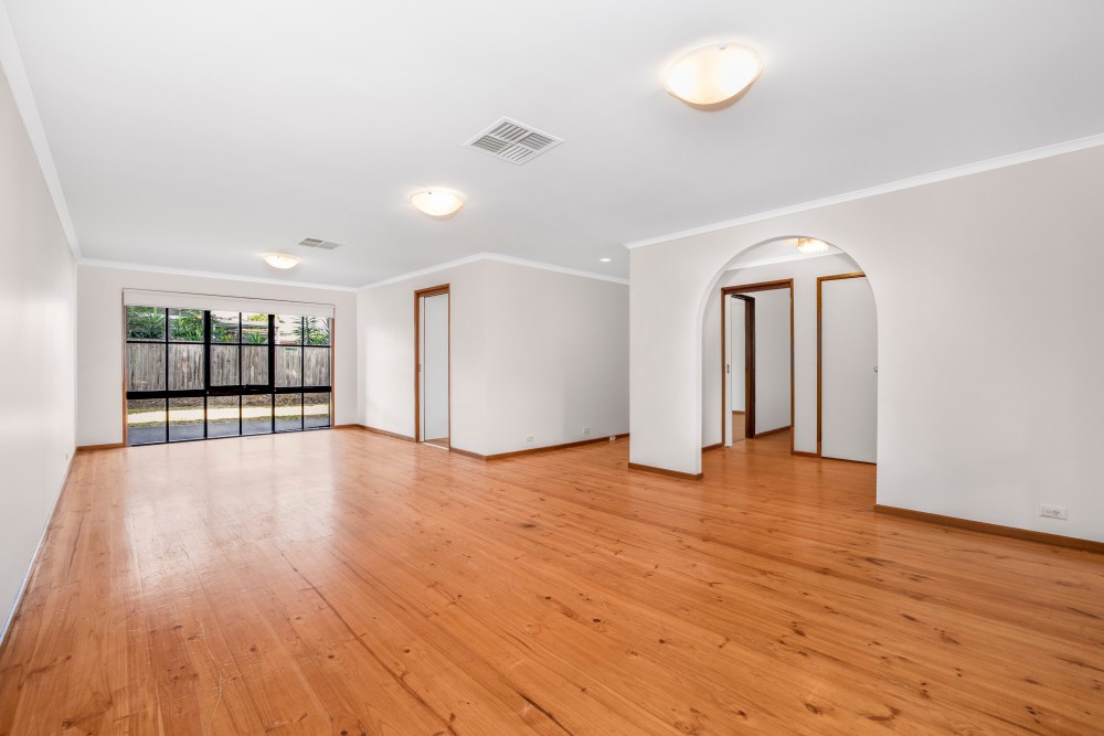 27 English Avenue, Scoresby, VIC 3179