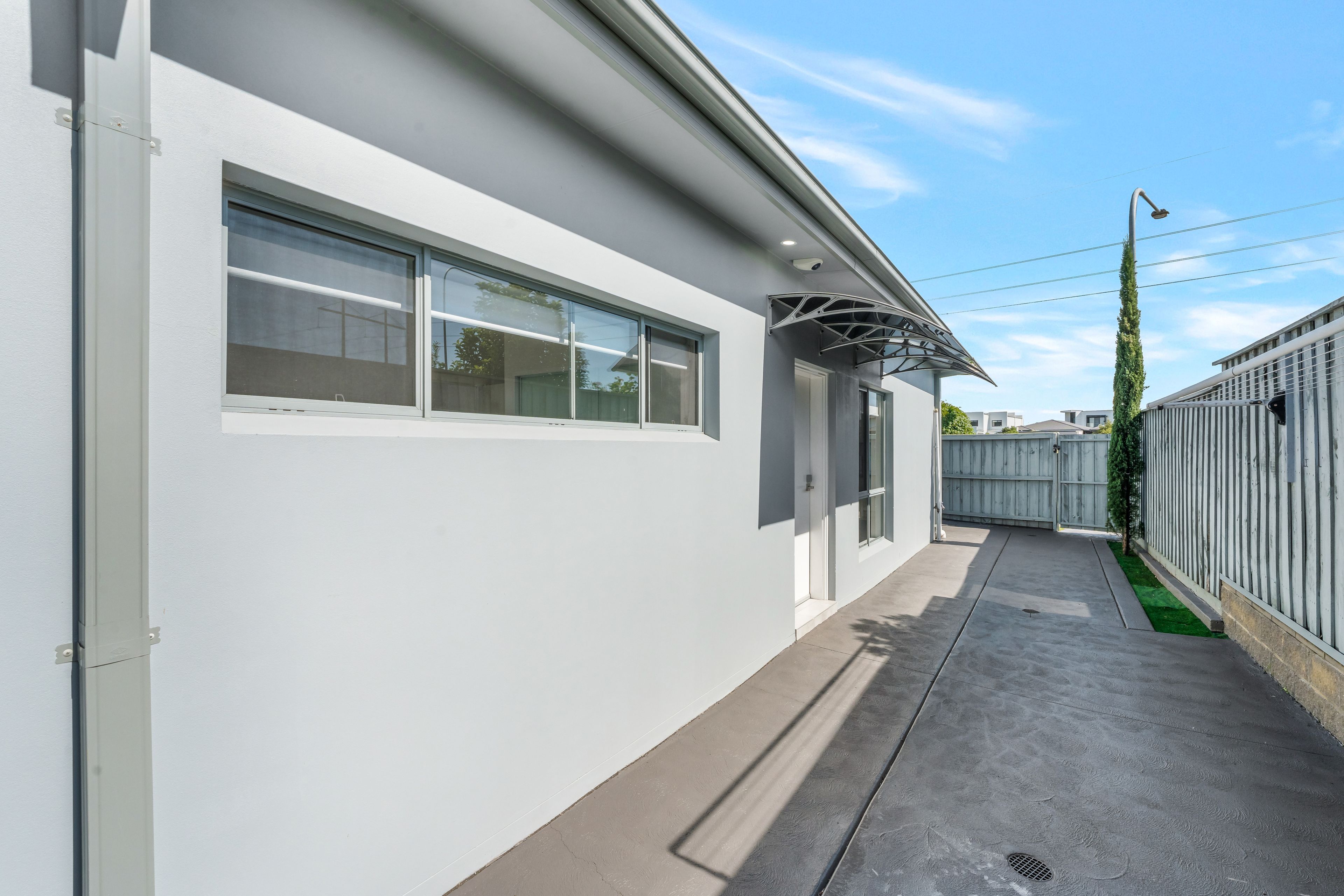 21A Landholder Road, Carnes Hill, NSW 2171