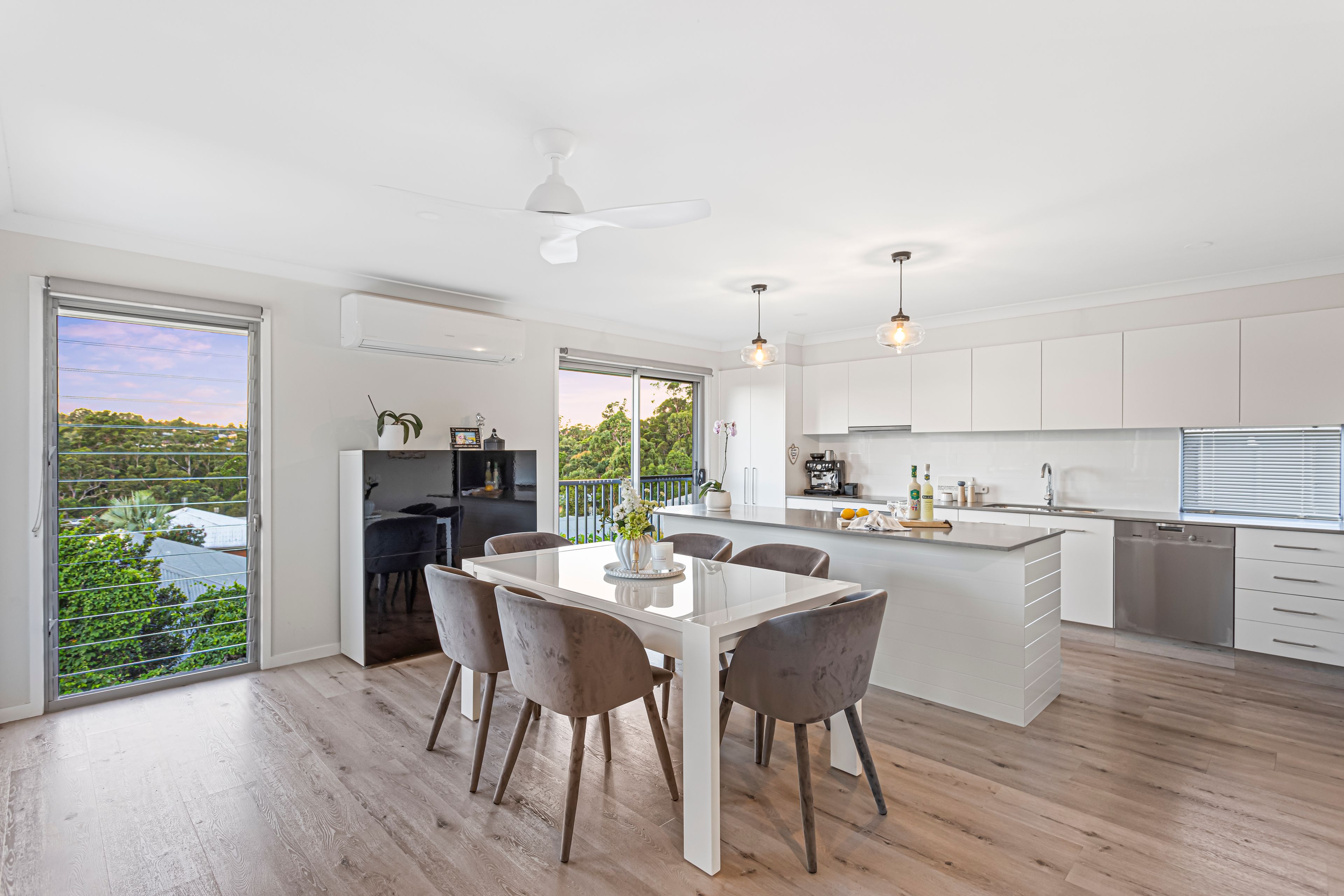 19 Harriet Lane, Oxenford, QLD 4210