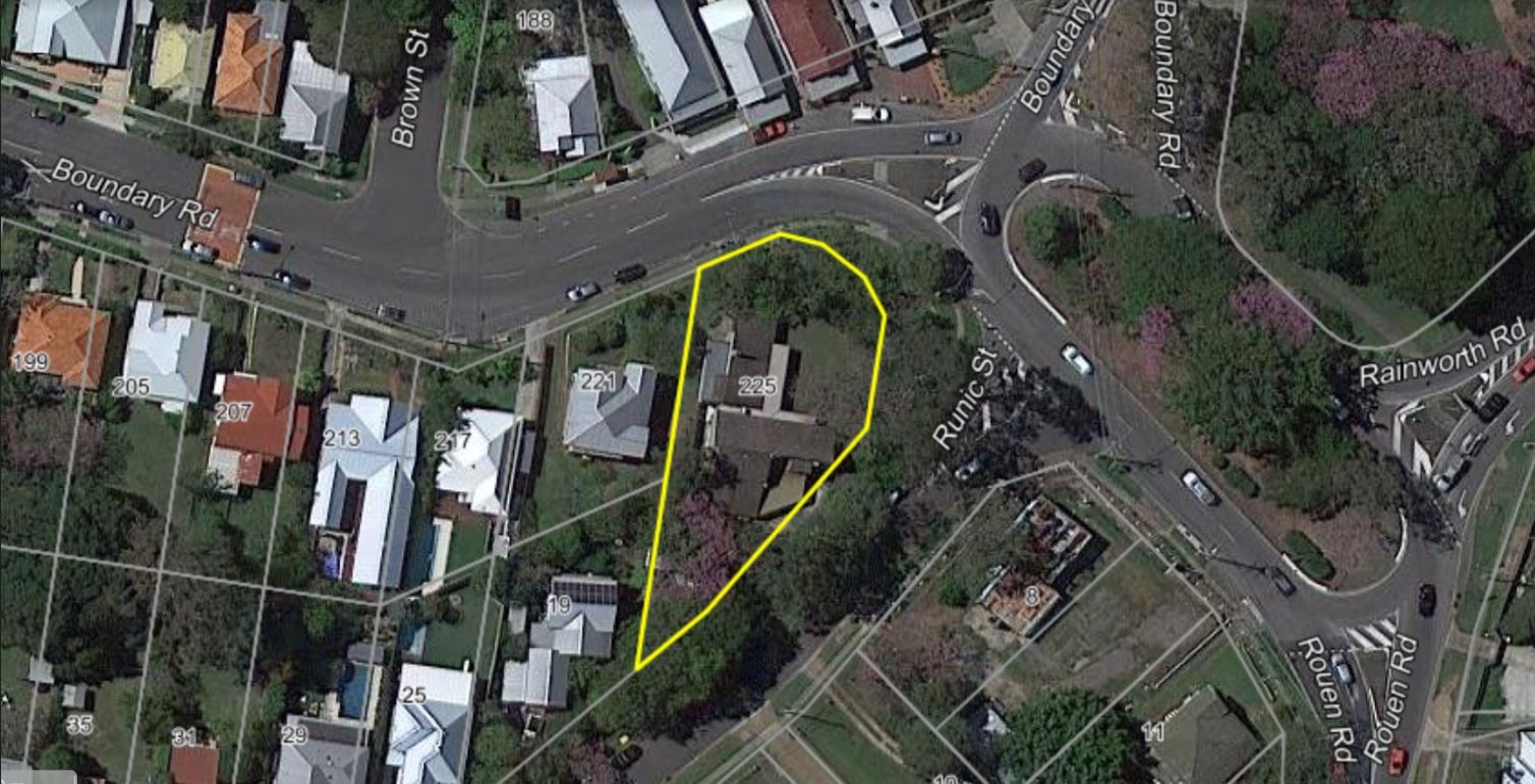 225 Boundary Road, Bardon QLD 4065