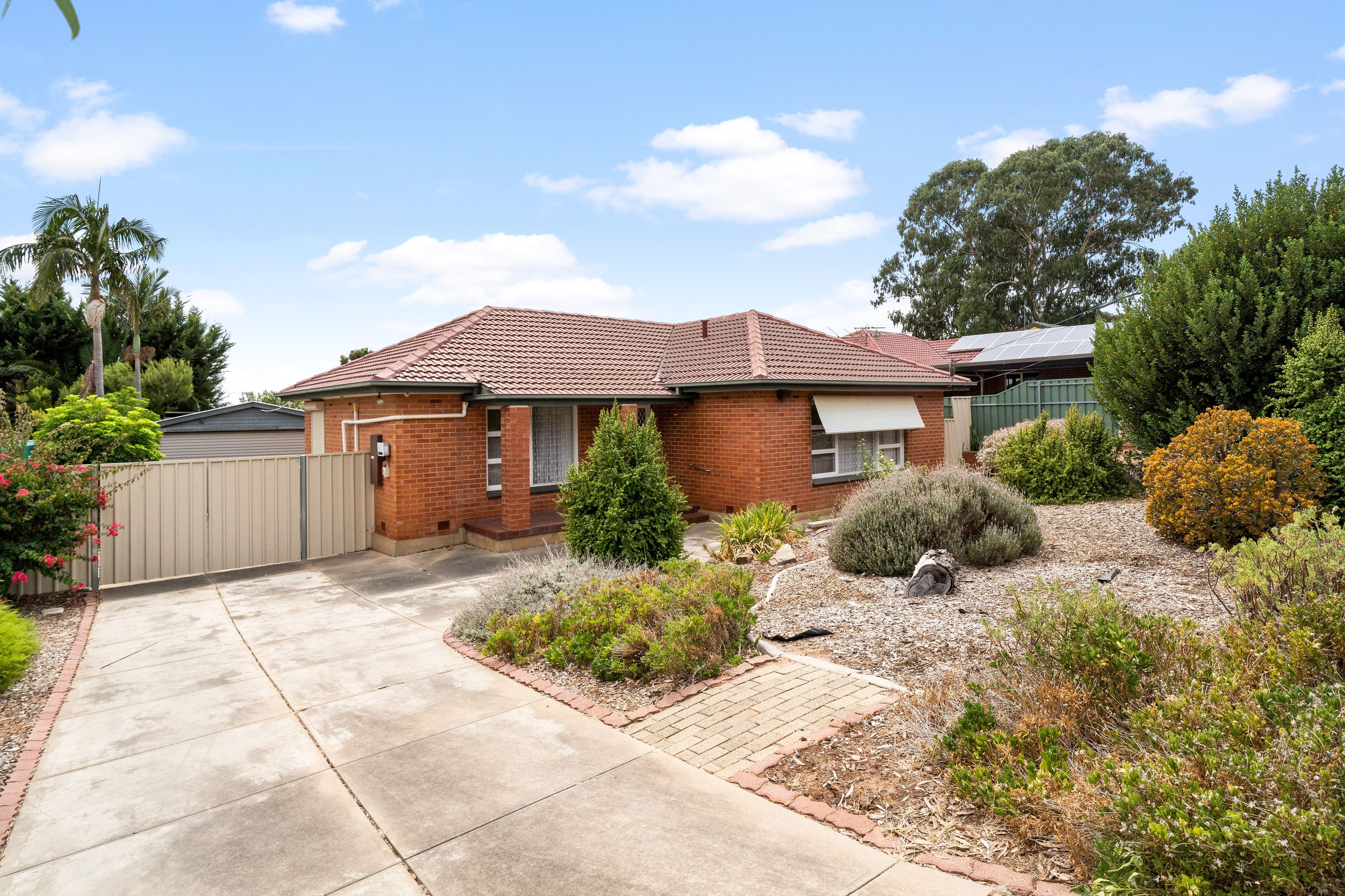 8 Jakara Avenue, Ingle Farm, SA 5098