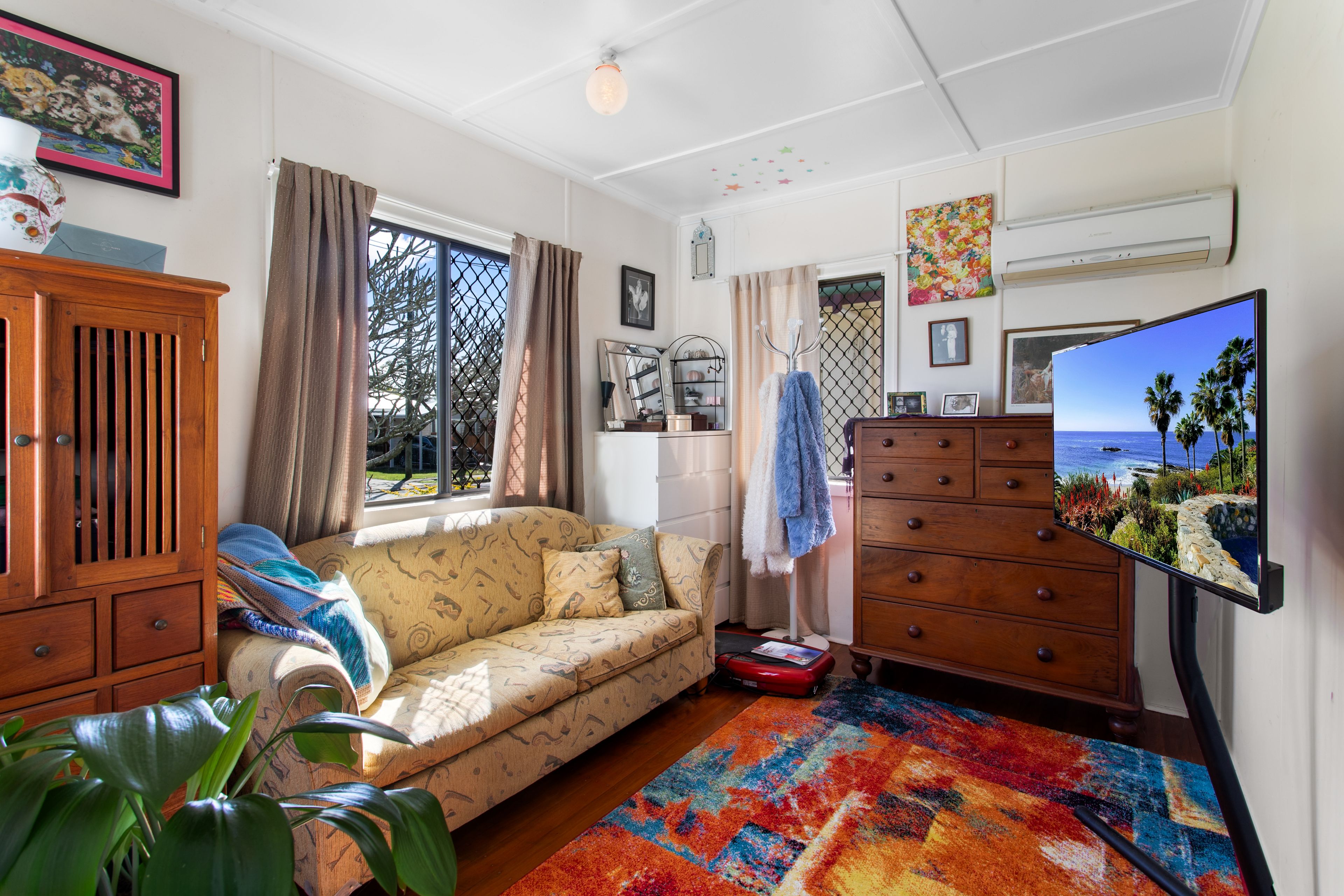 52 Mclennan Street — photo 9 of 13