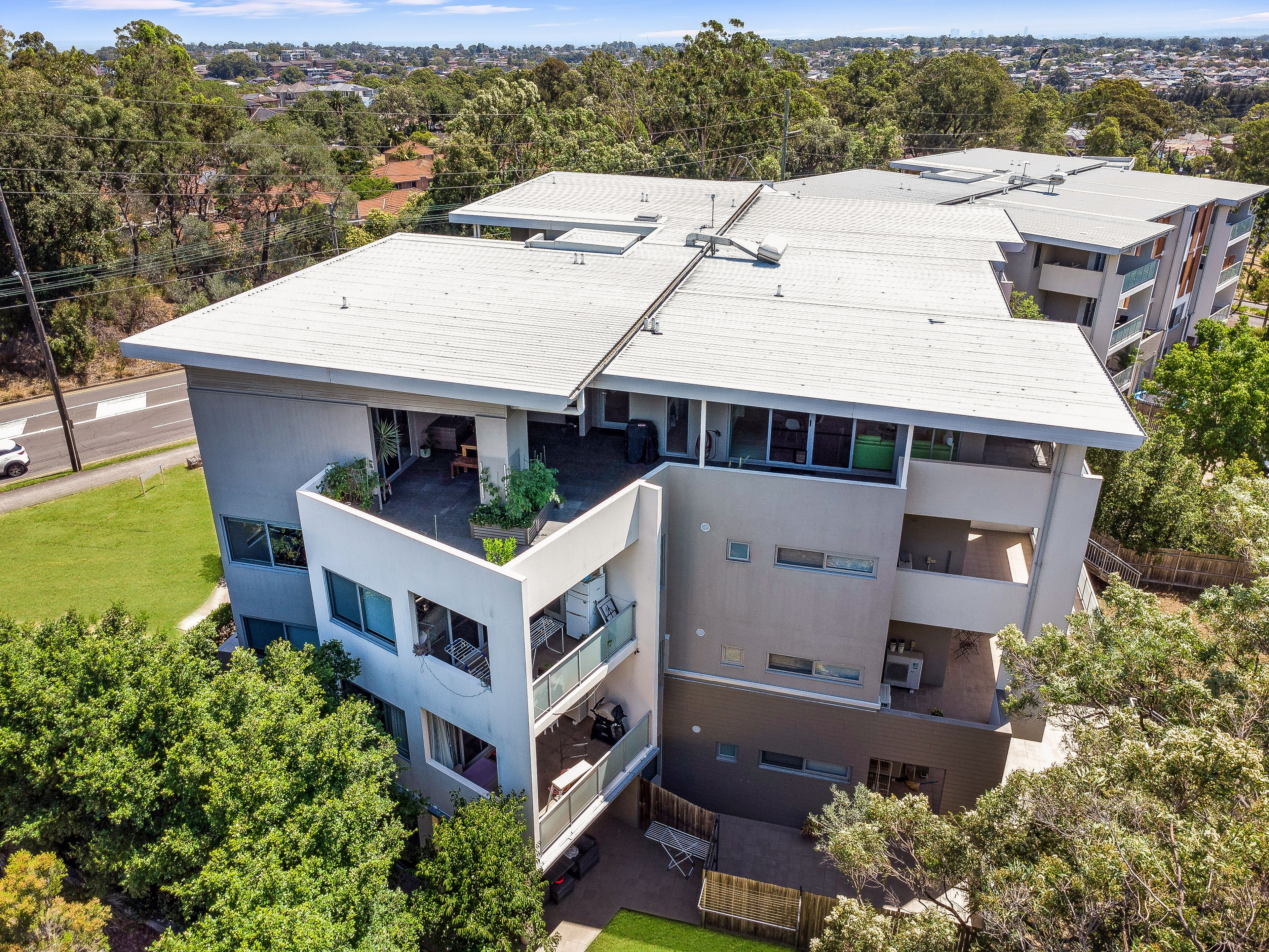 A404/2 Rowe Drive, Potts Hill, NSW 2143