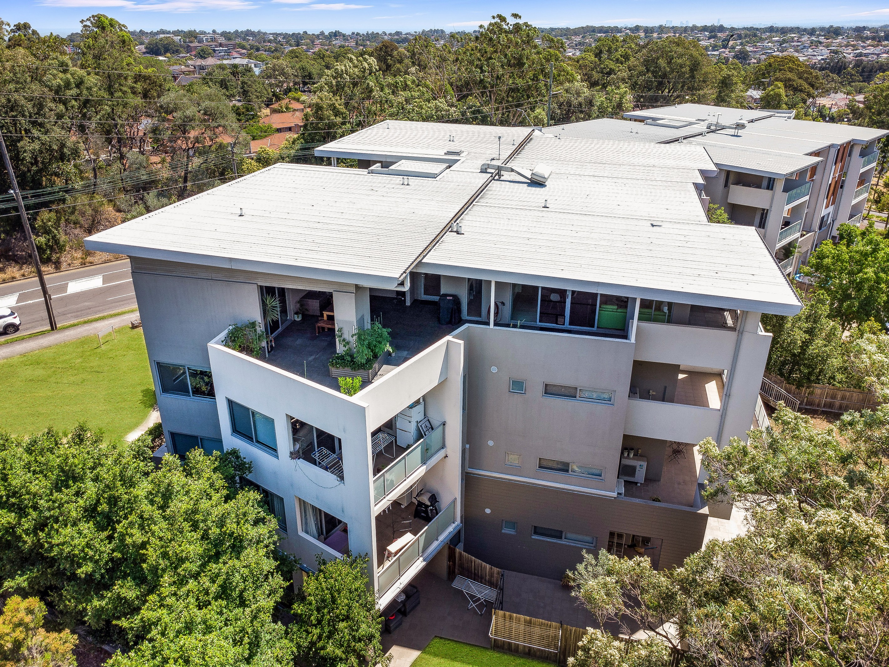 A404/2 Rowe Drive, Potts Hill, NSW 2143