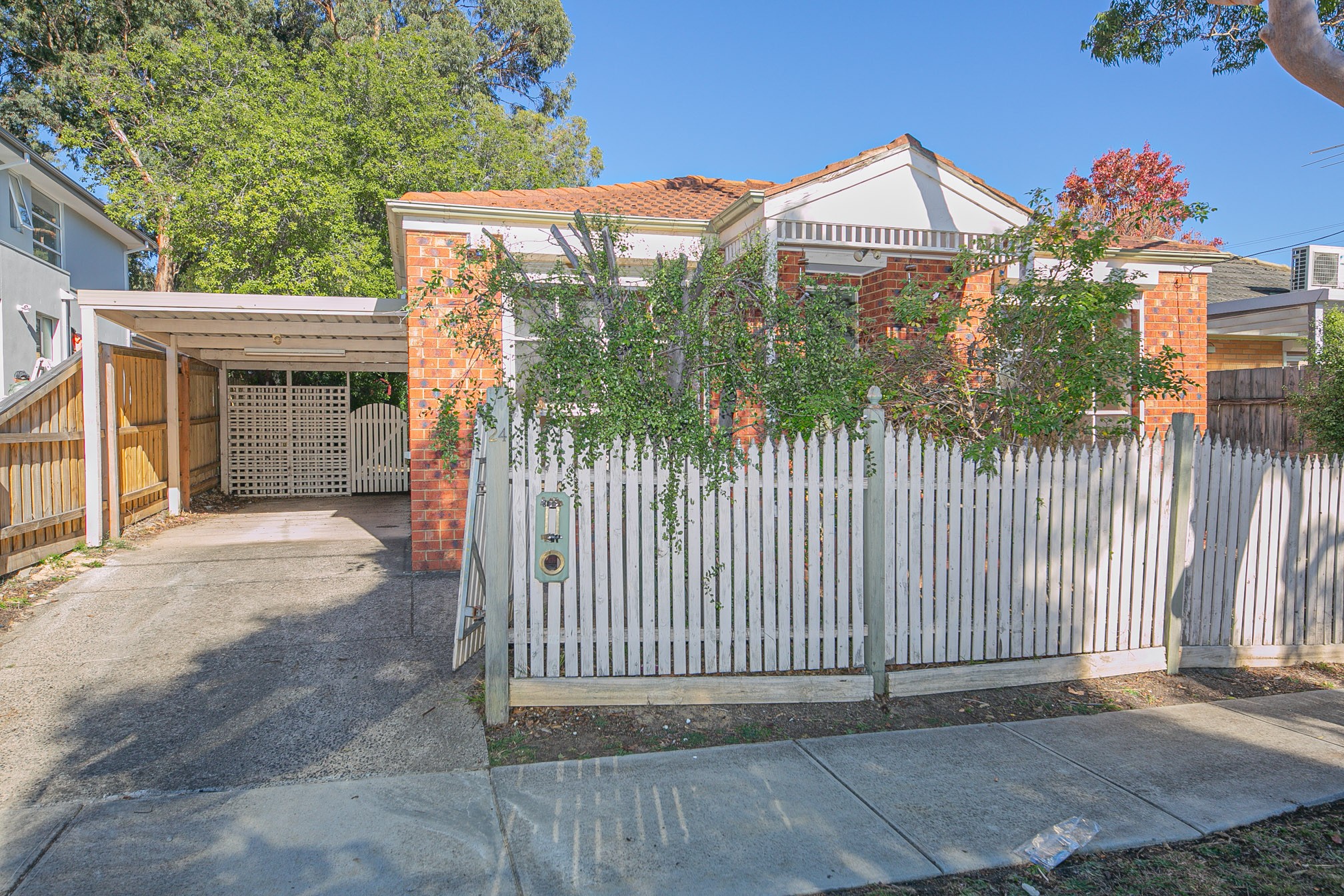 24 Paramount Avenue, Blackburn South, VIC 3130