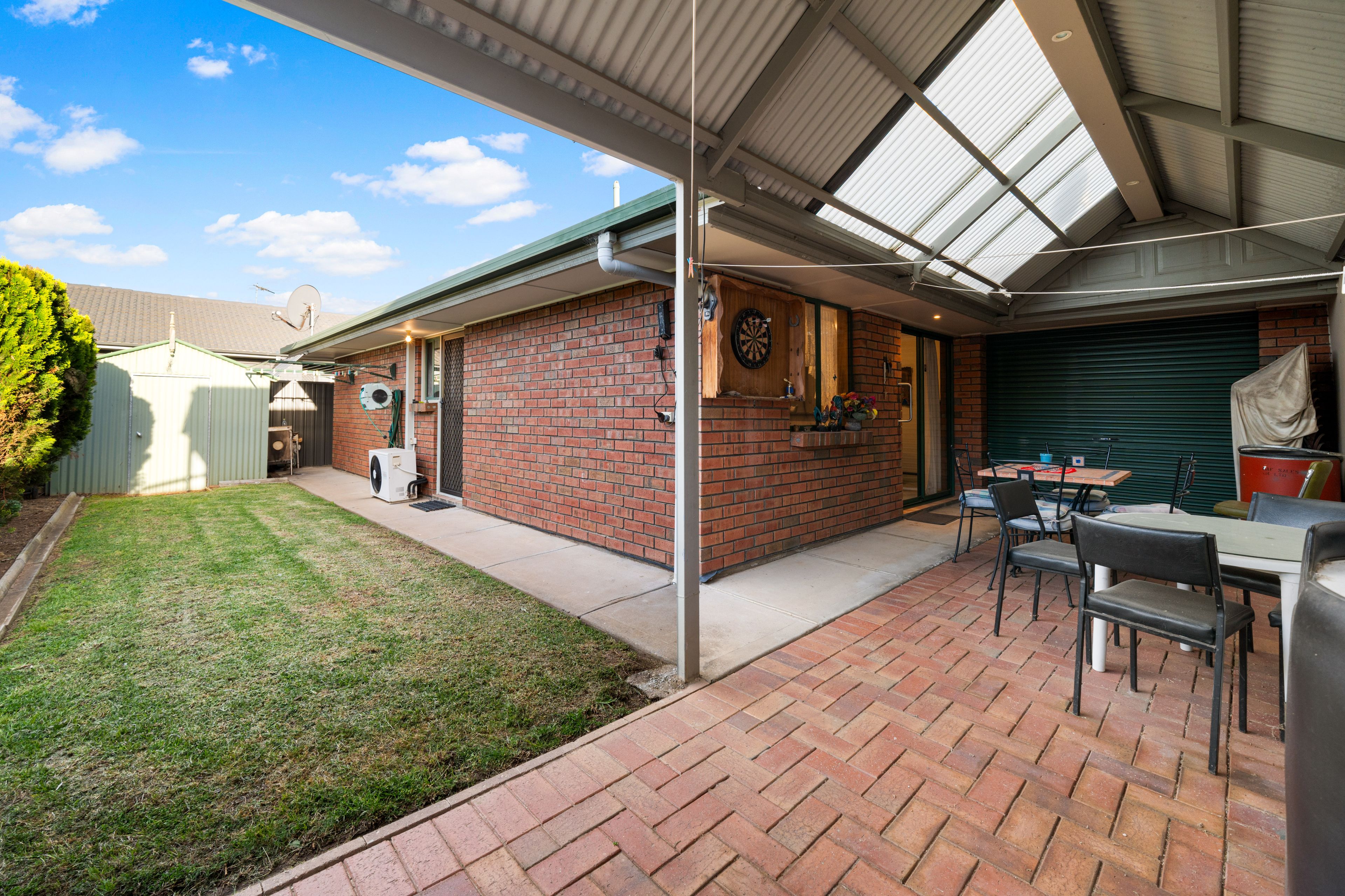 1b Mitchell Street West — photo 14 of 18