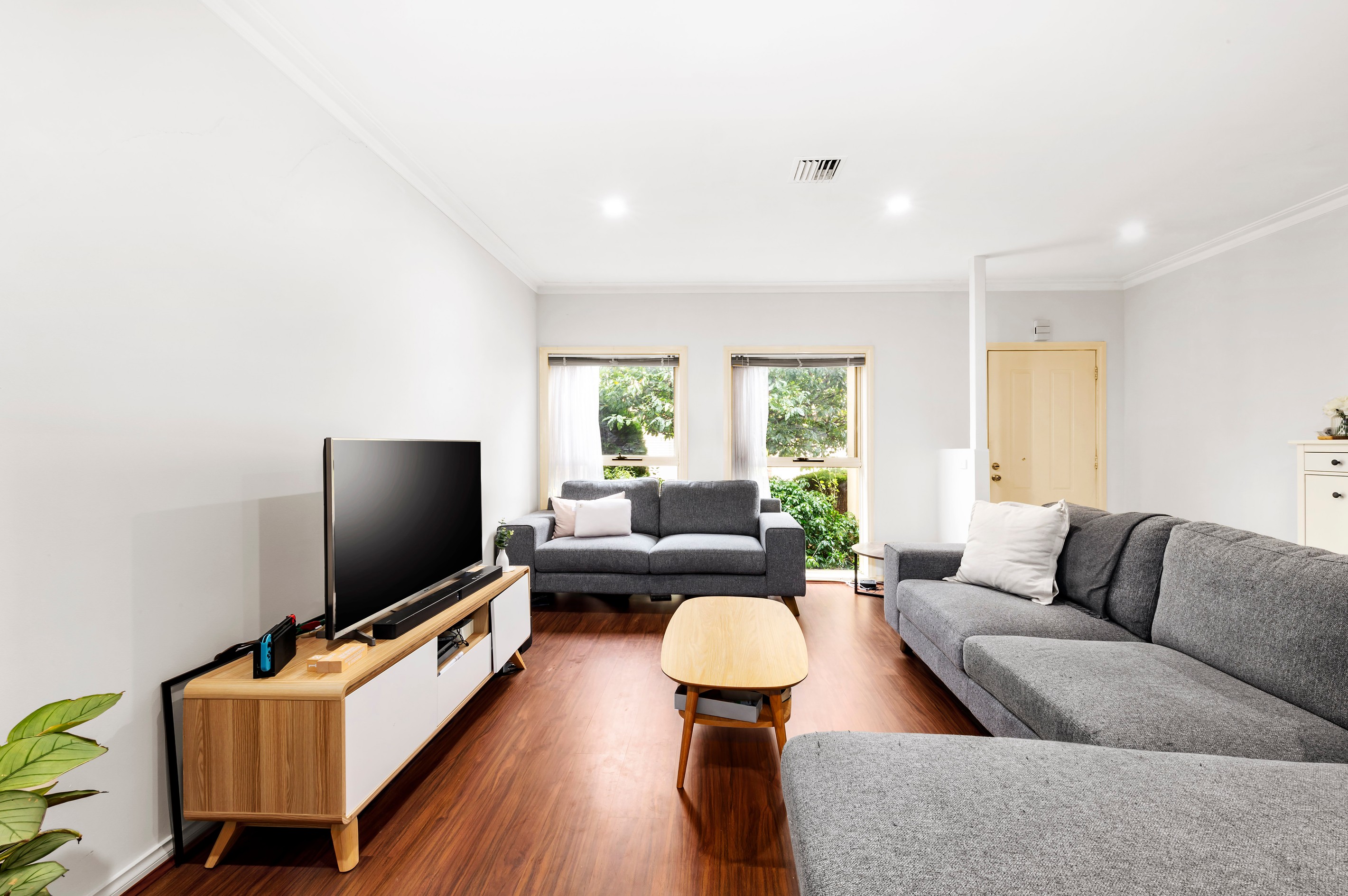 2/8 Willgilson Court, Oakleigh, VIC 3166