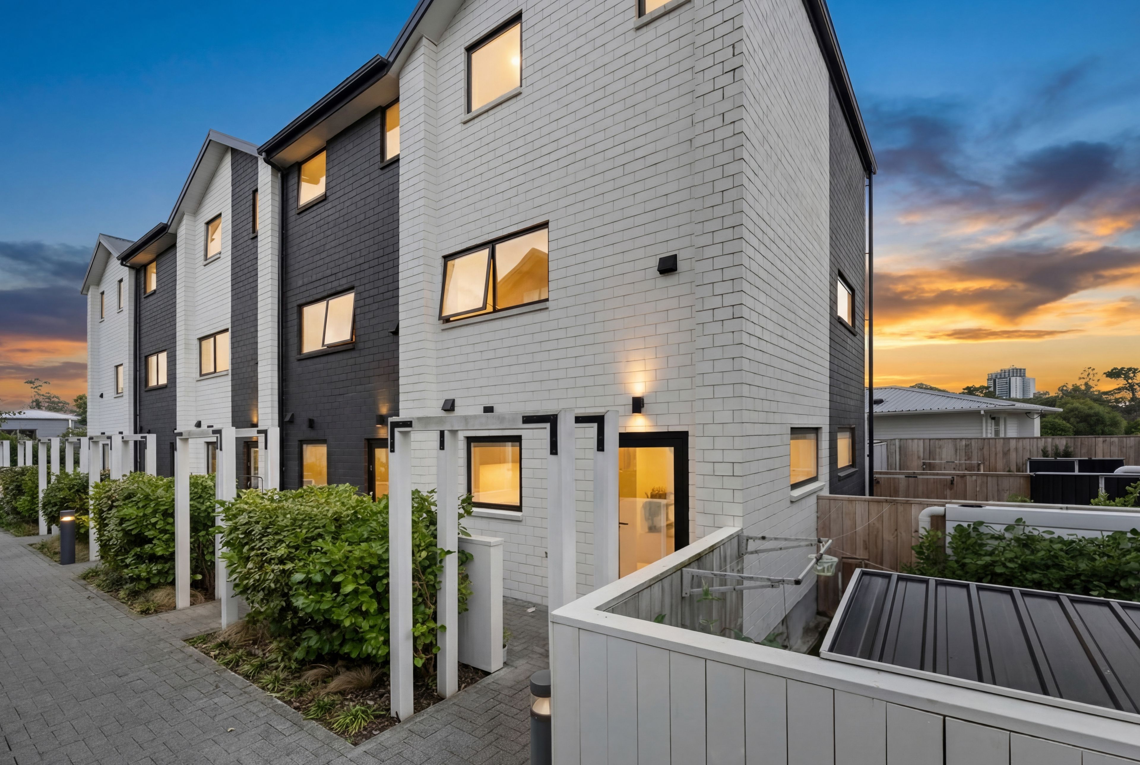 4/14 Wilsher Crescent, Henderson, Waitakere City