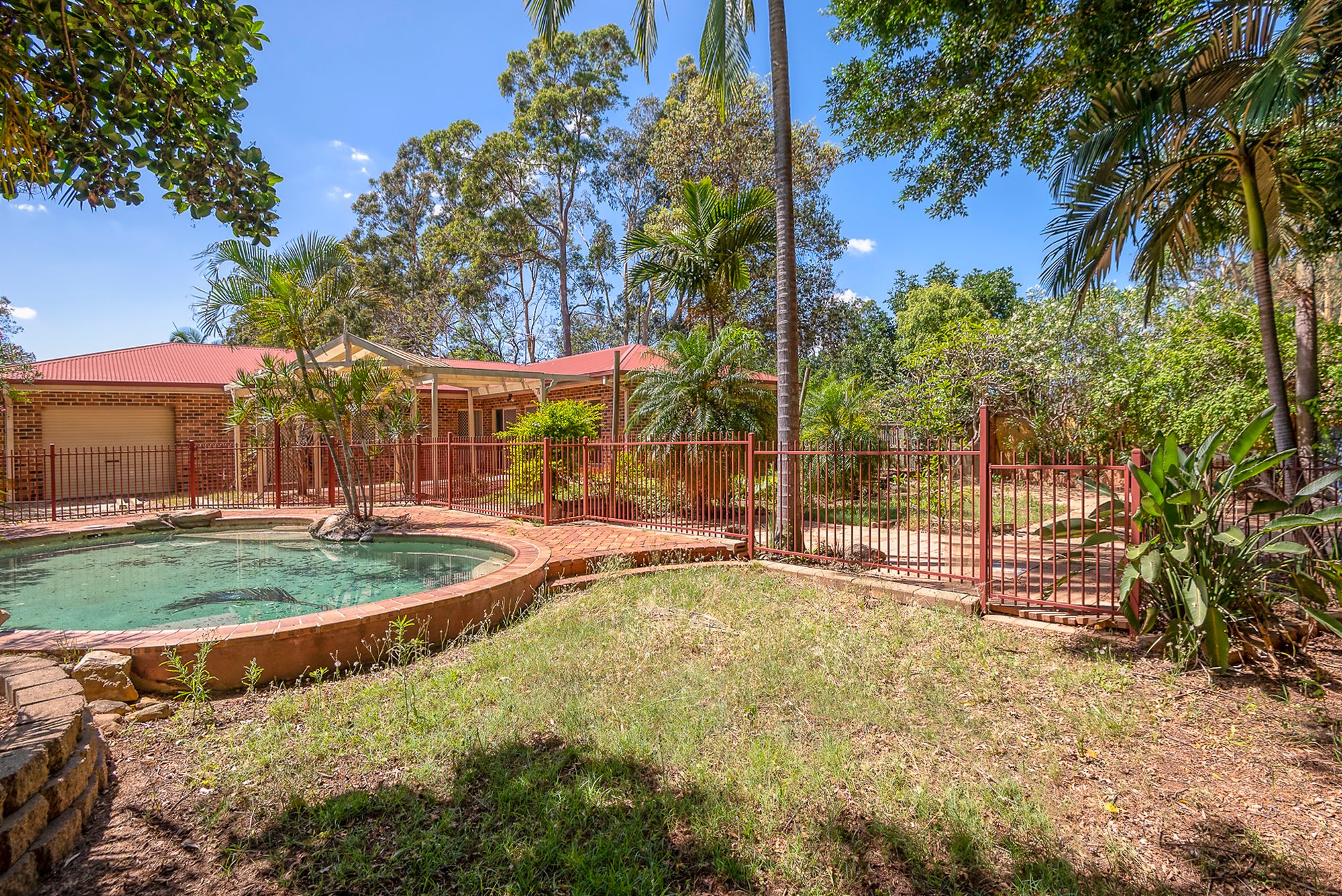 13 Clarendon Circuit, Forest Lake, QLD 4078