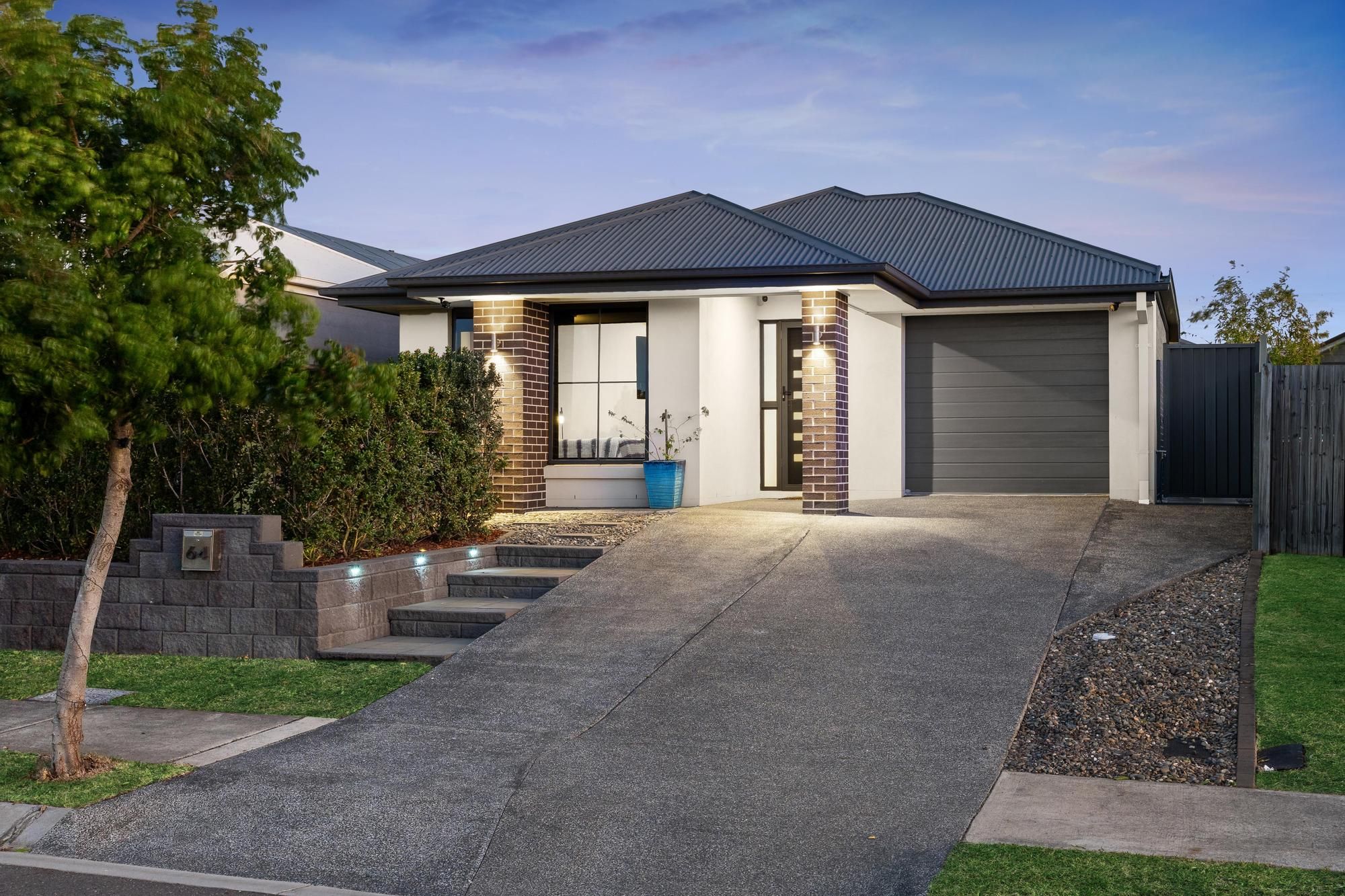 64 Mazeppa Street, South Ripley, QLD 4306