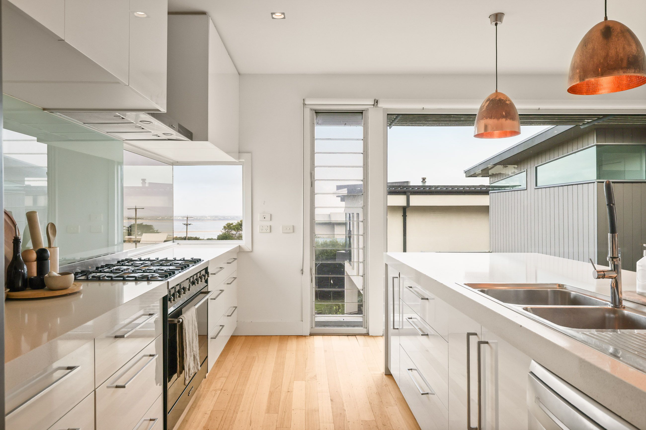12 Anderson Street — photo 10 of 30