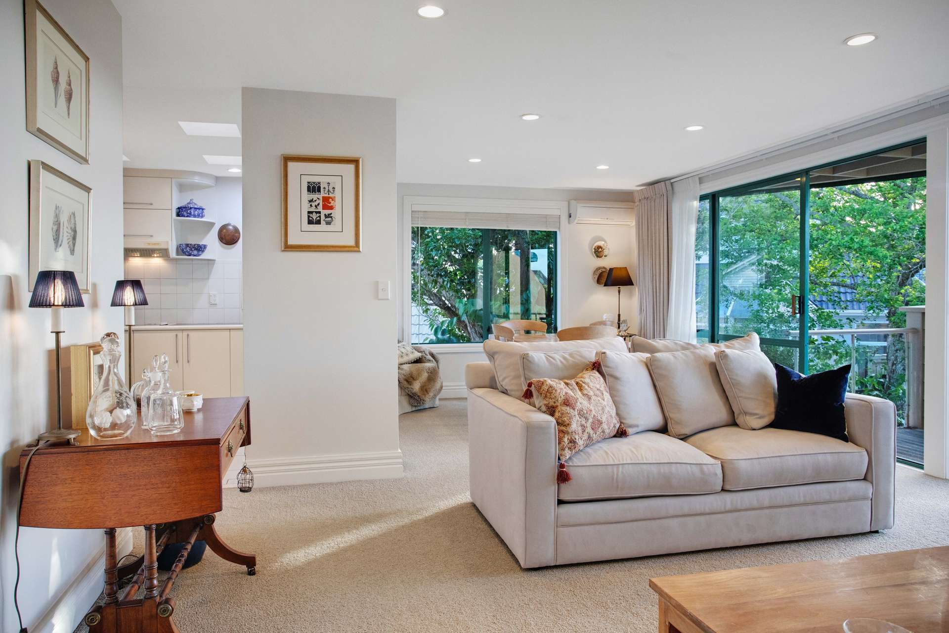 2/58 St Johns Road photo 11