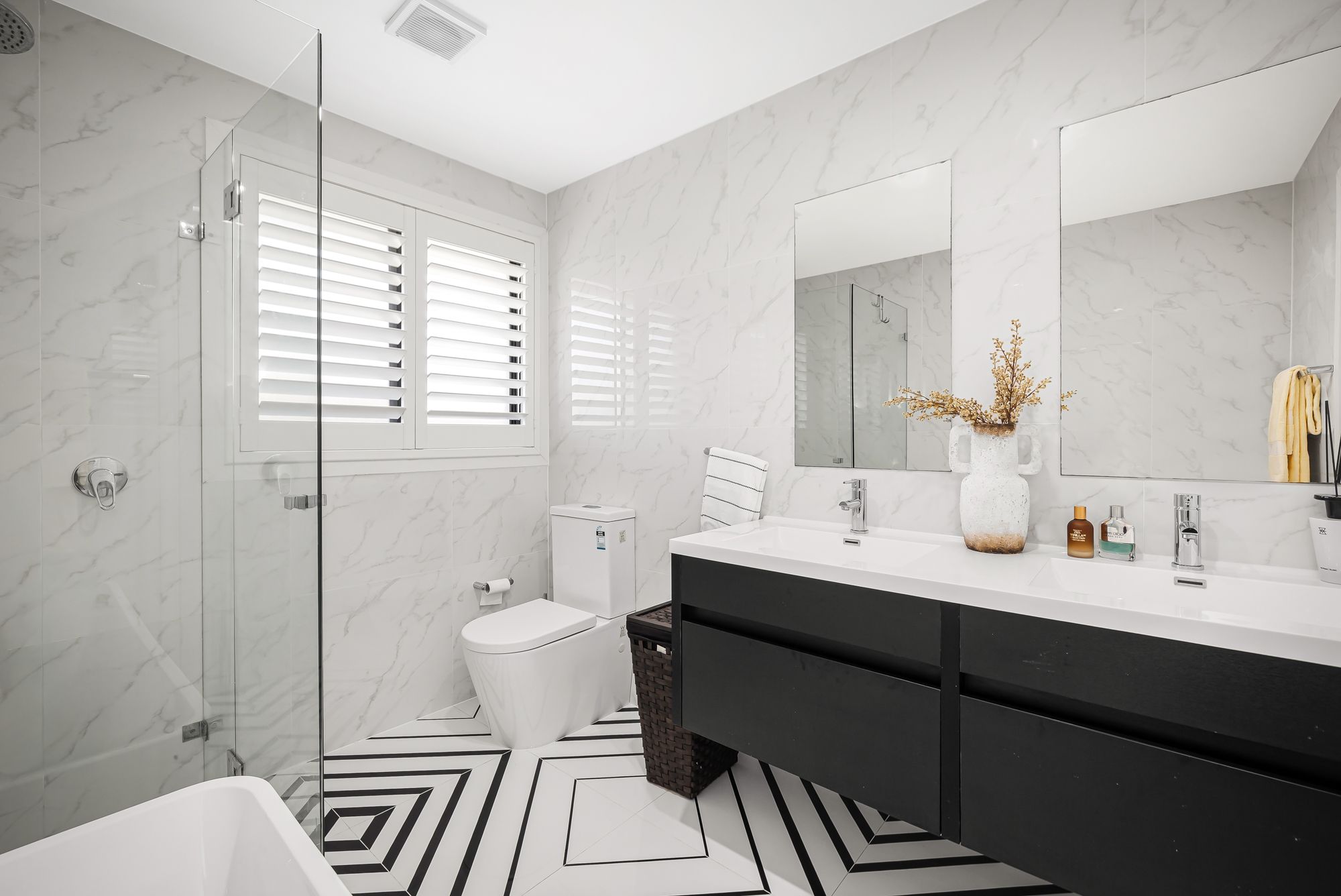 52 Palace Street — photo 7 of 14