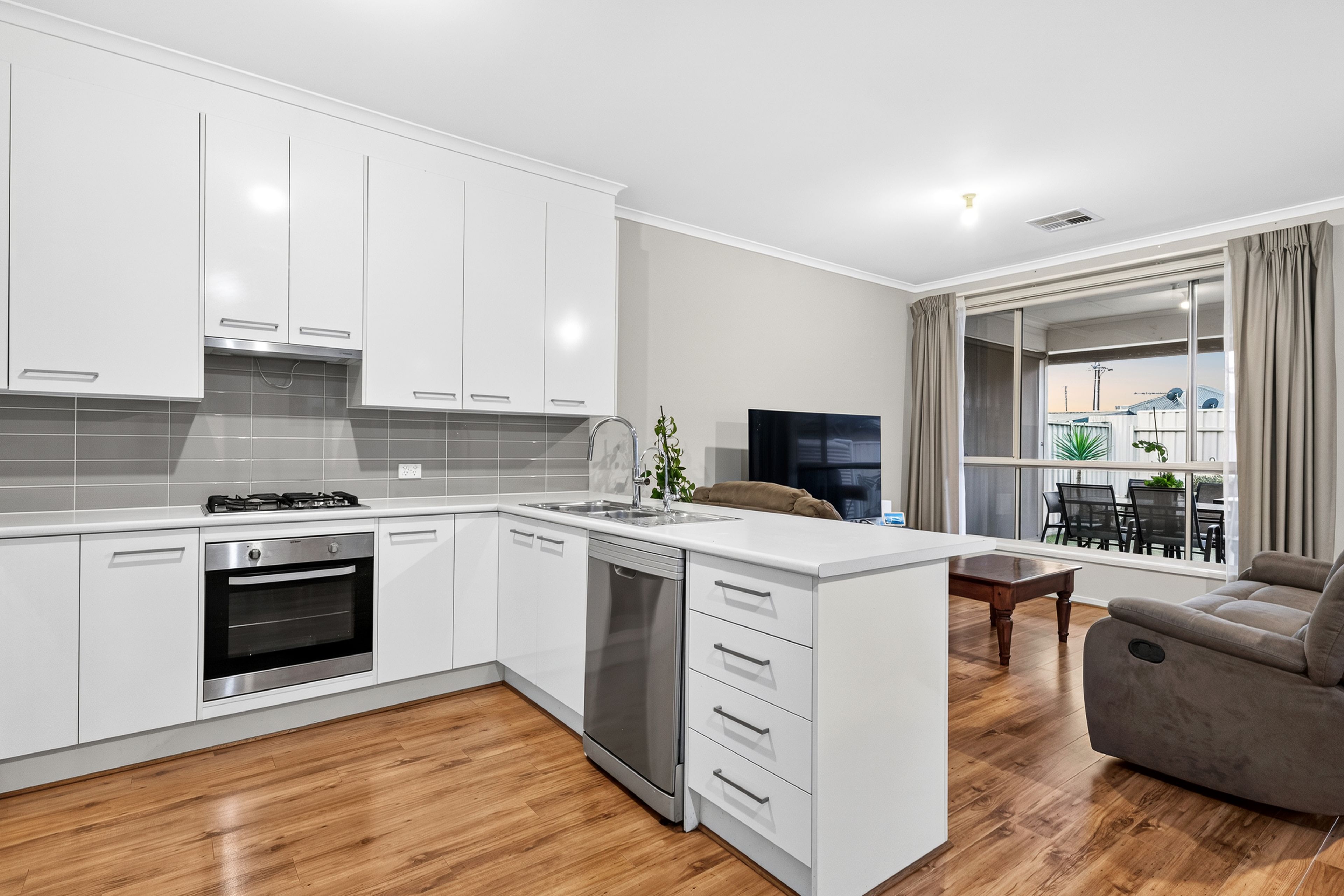 21 Avro Avenue — photo 11 of 15