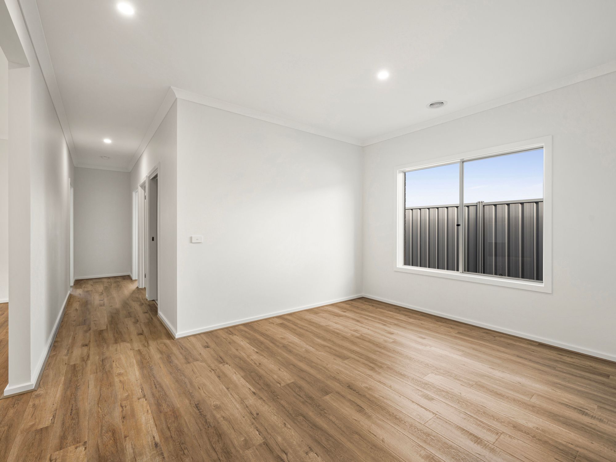 46 Livingston Boulevard — photo 10 of 14