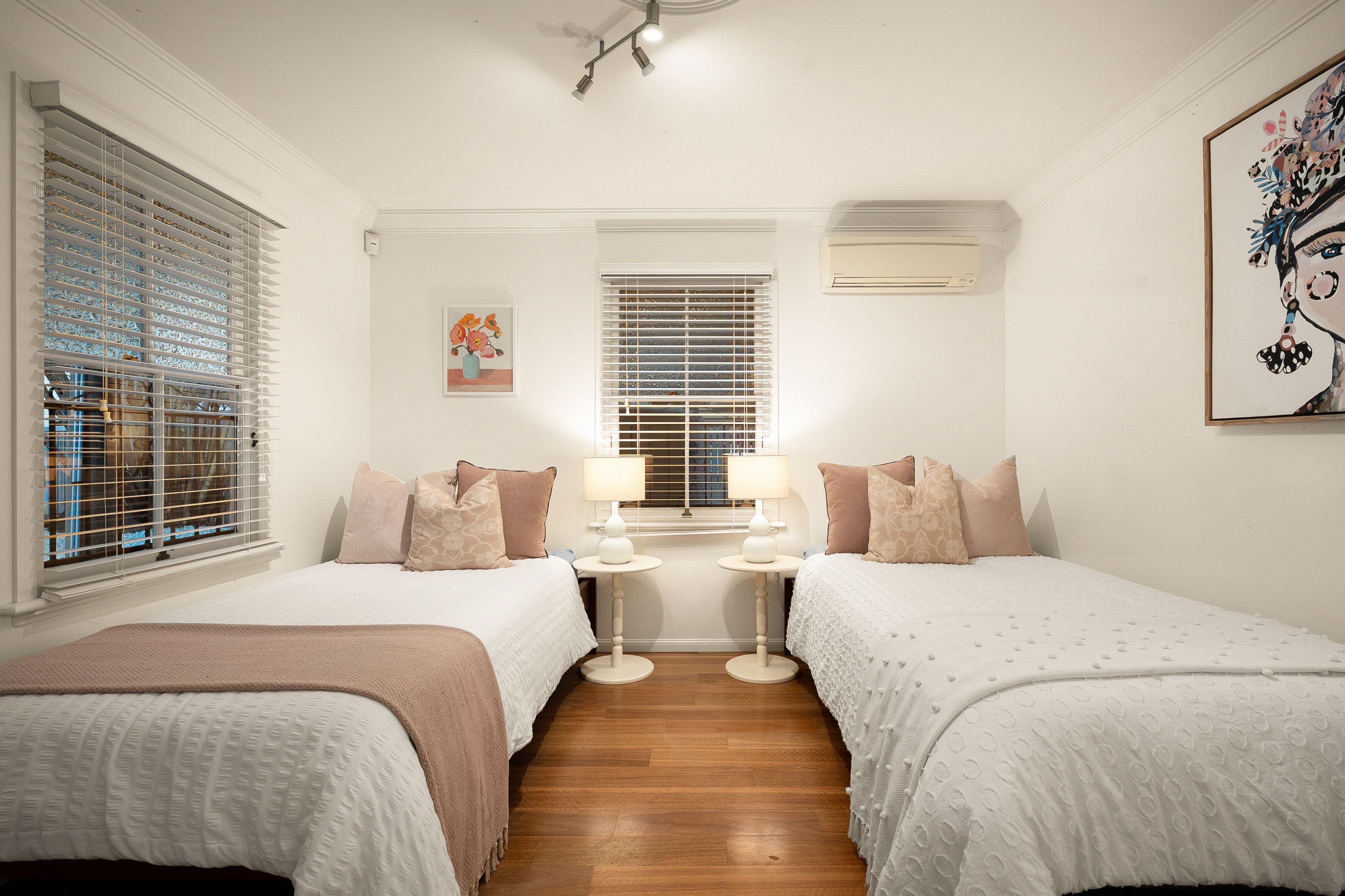 33 Magdala Street — photo 10 of 16