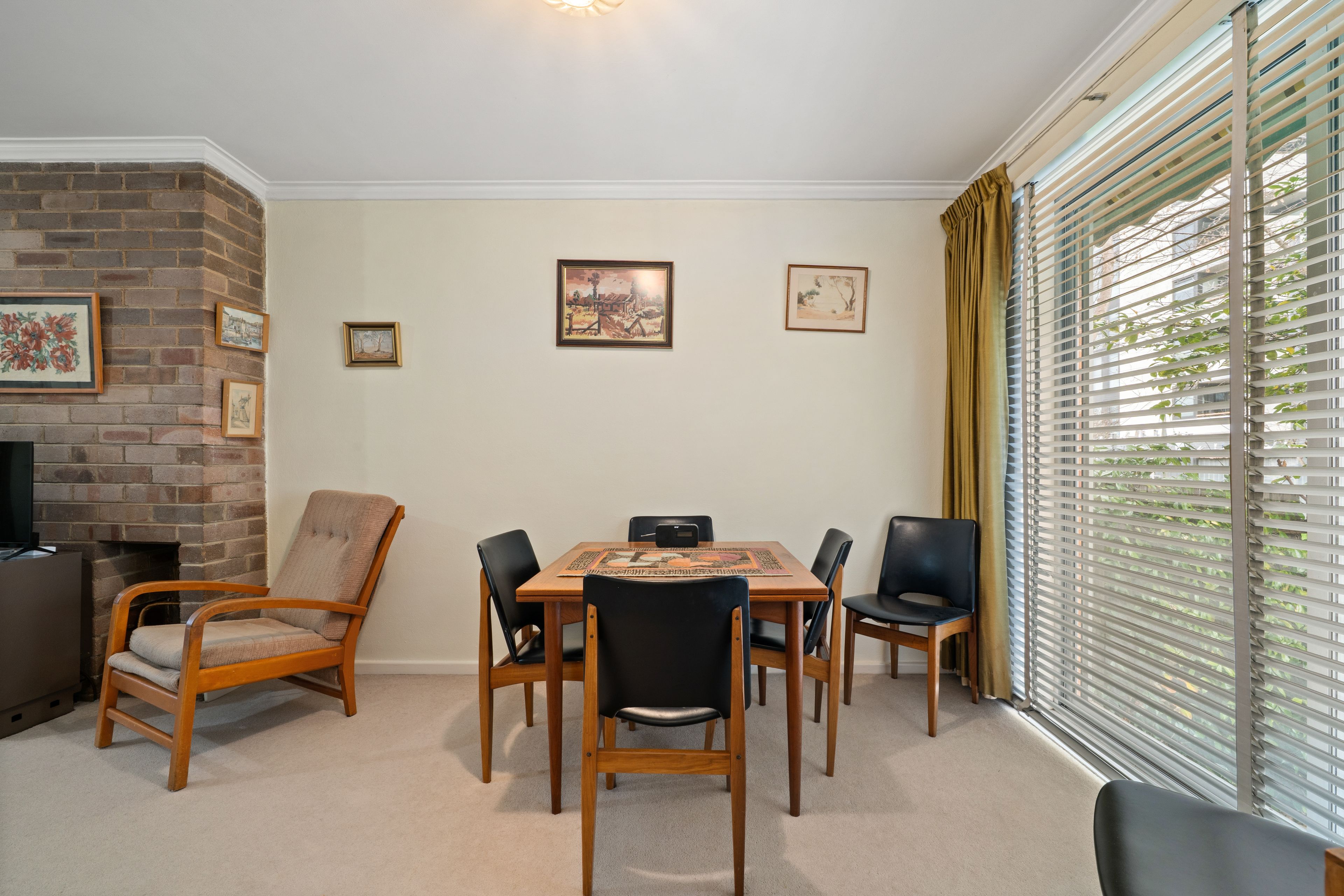 33 Lowrie Street — photo 11 of 20