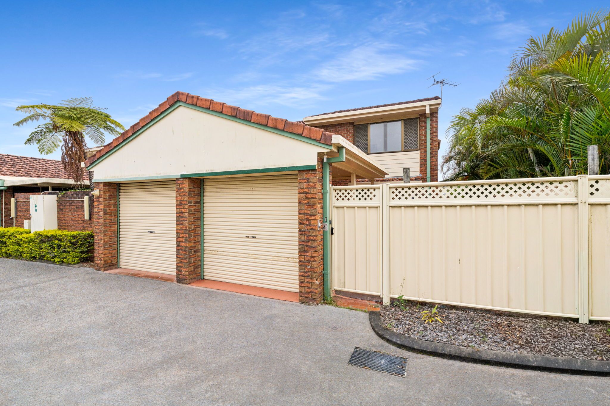 4/14 Pine Avenue, Beenleigh, QLD 4207