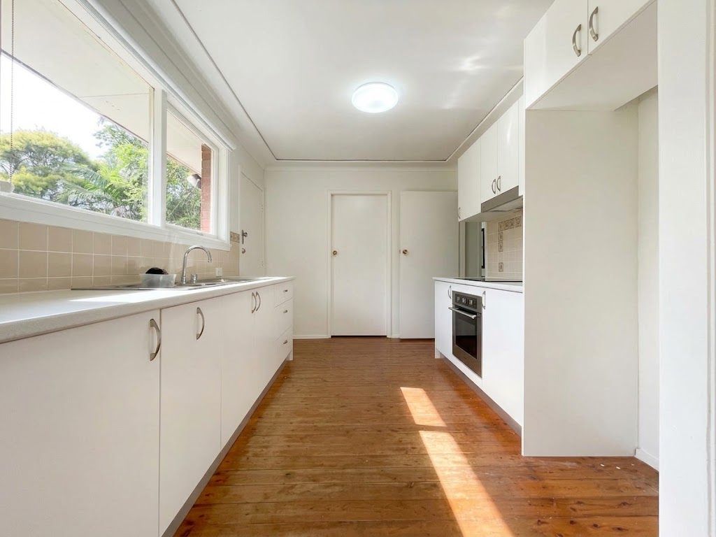 8 Cuthel Place — photo 5 of 10