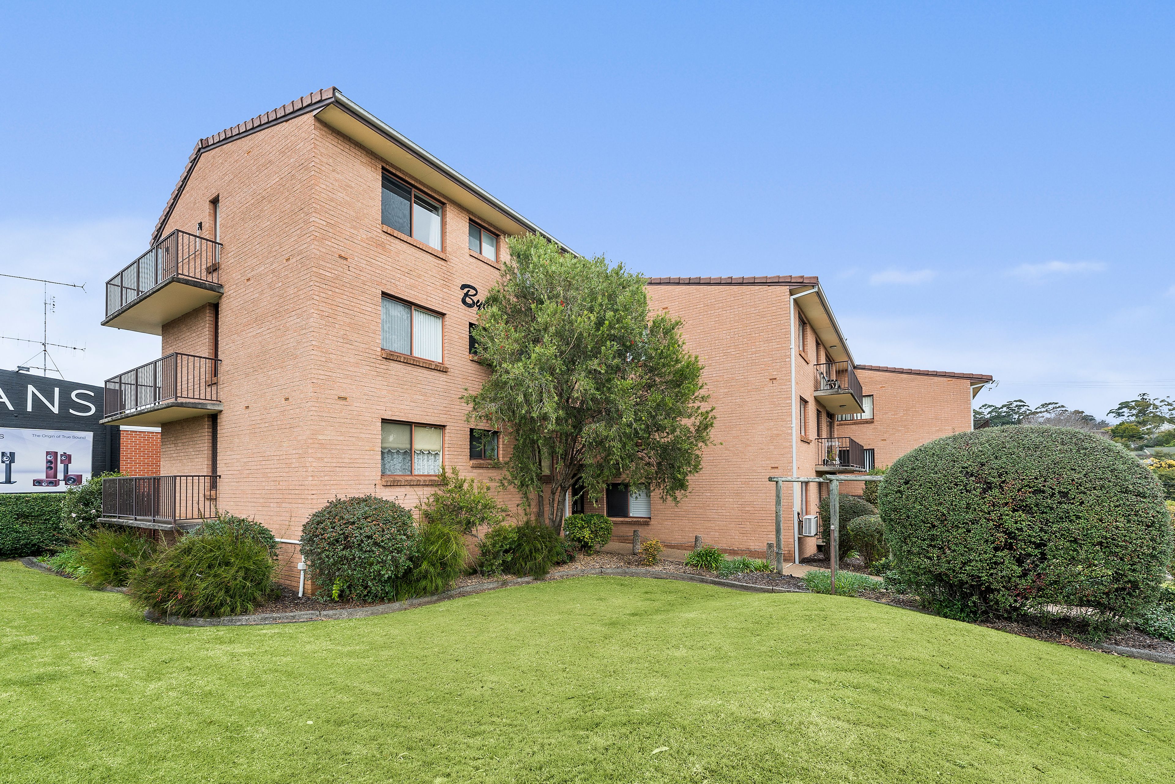 13/1 Mangerton Road — photo from Ray White Shellharbour City