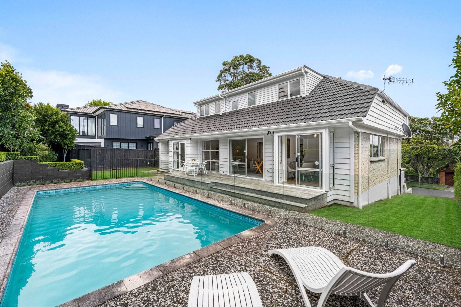 6 Stoneyroyd Gardens, Remuera, Auckland City