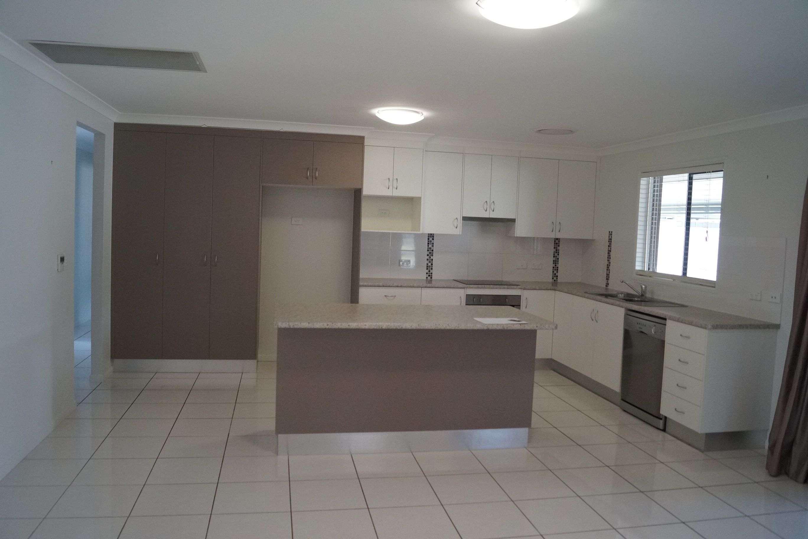7 Singleton Court, Emerald, QLD 4720