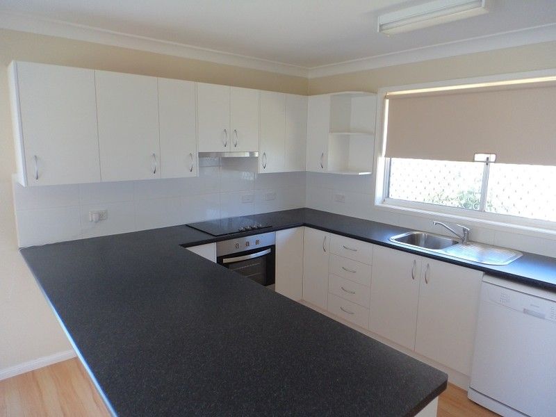 1/2 Garfield Avenue, Goulburn, NSW 2580