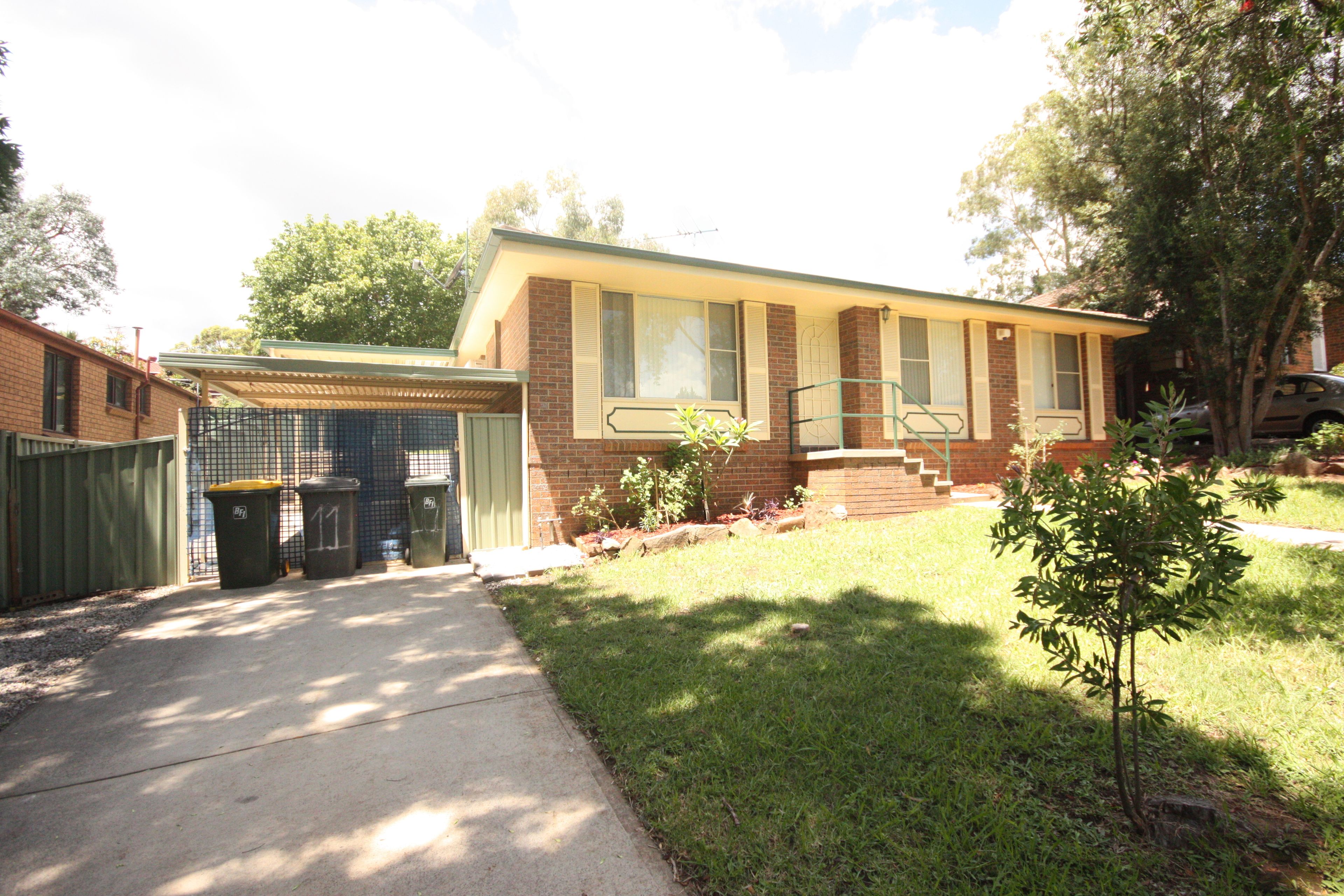 11 Tipping Place, Ambarvale, NSW 2560