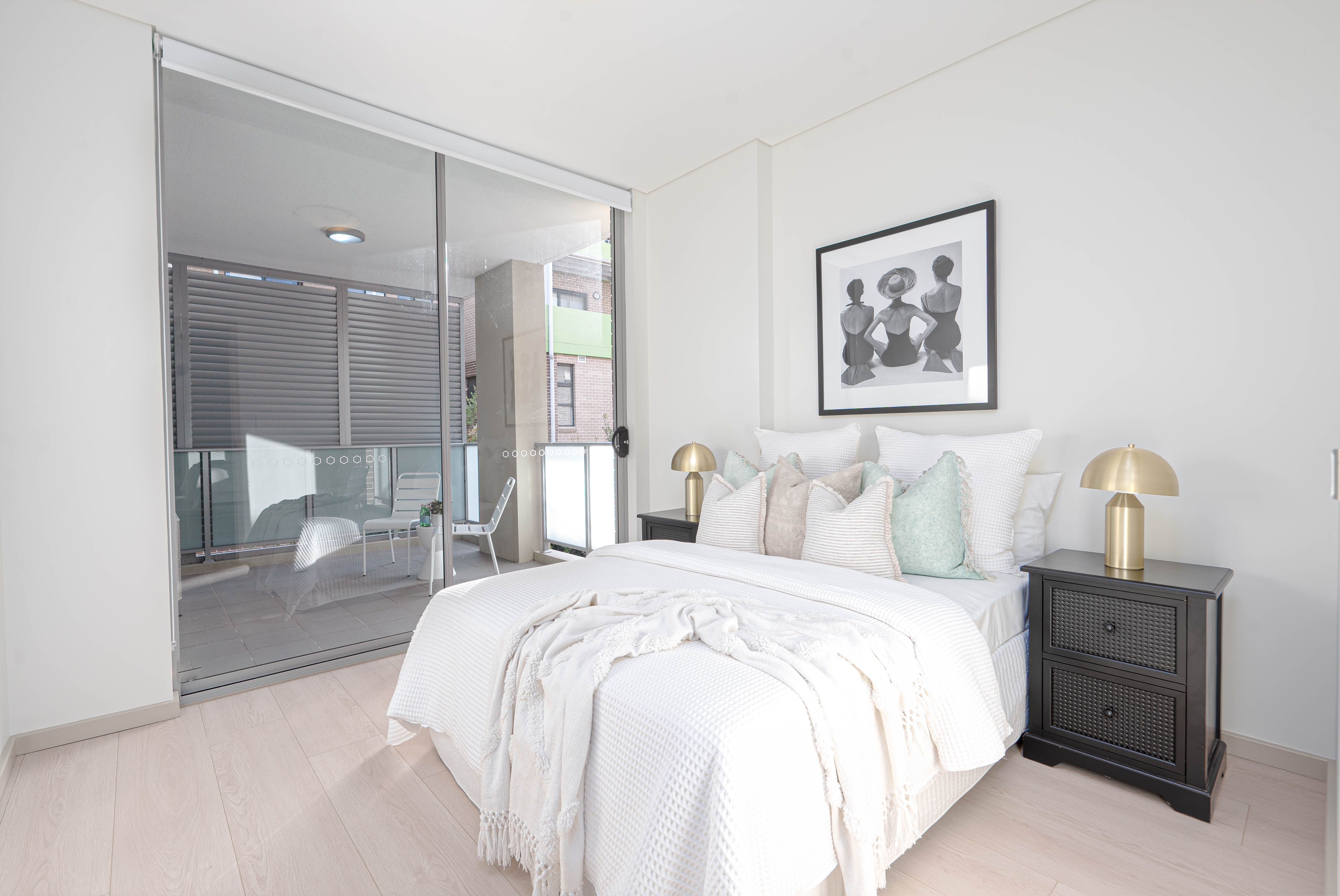 10/58-60 Keeler Street — photo 3 of 12