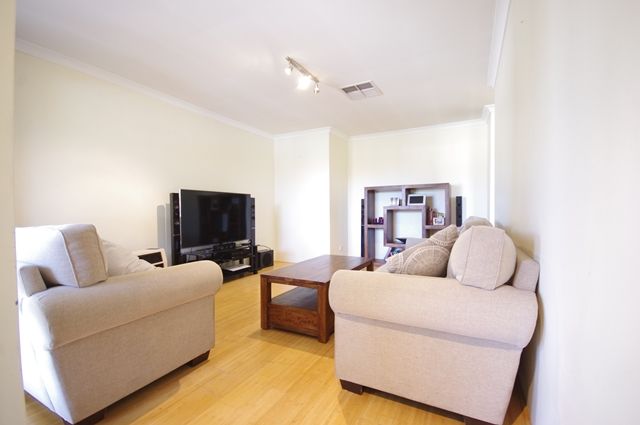 21 Swan Street, Osborne Park, WA 6017