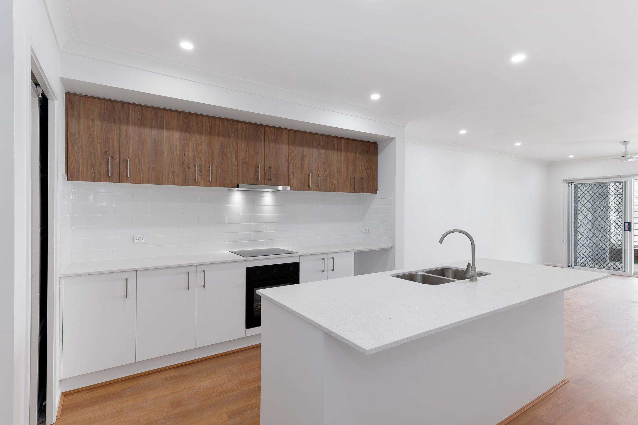 27 Magnetic Street, Morayfield, QLD 4506