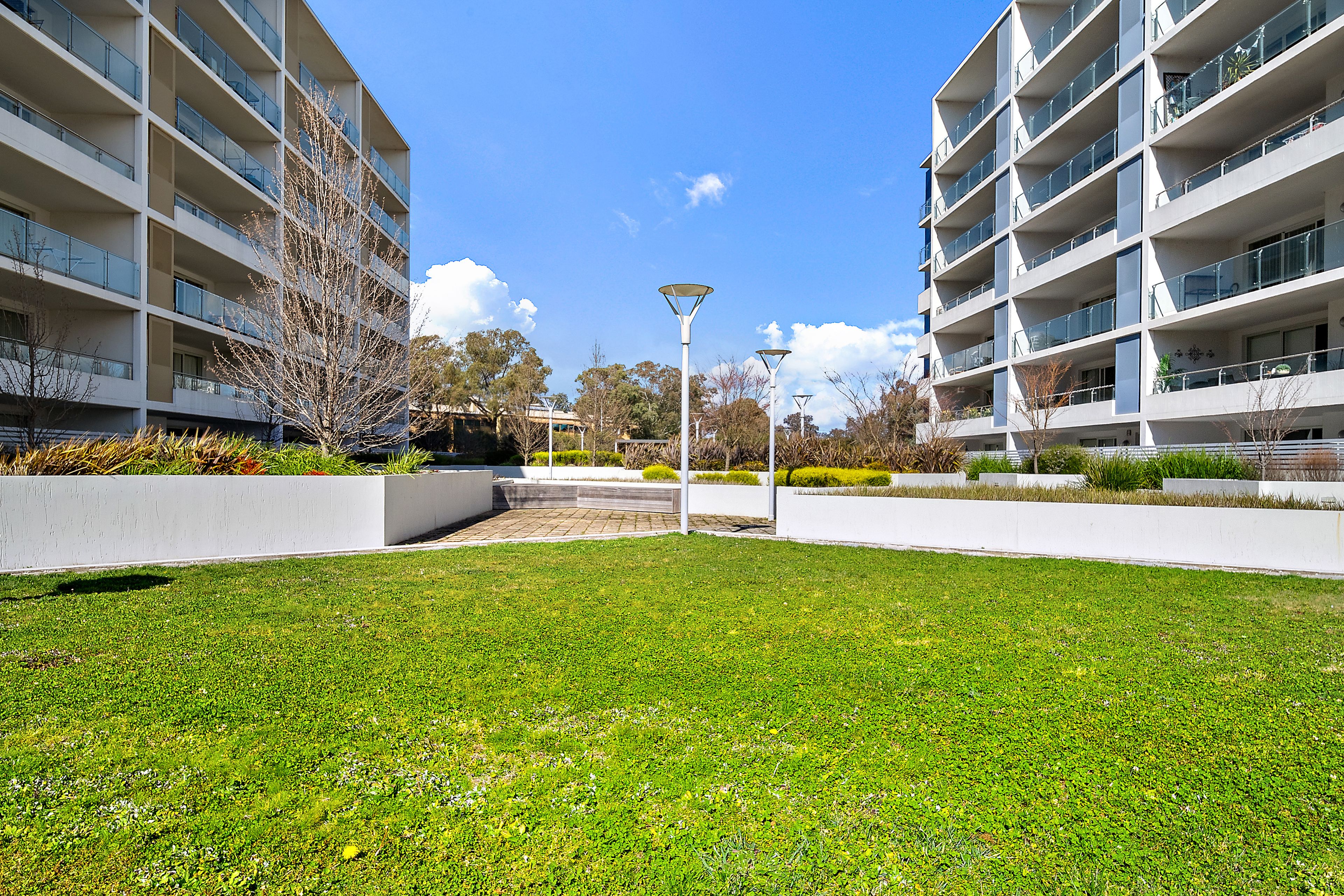60/68 College Street — photo 14 of 17