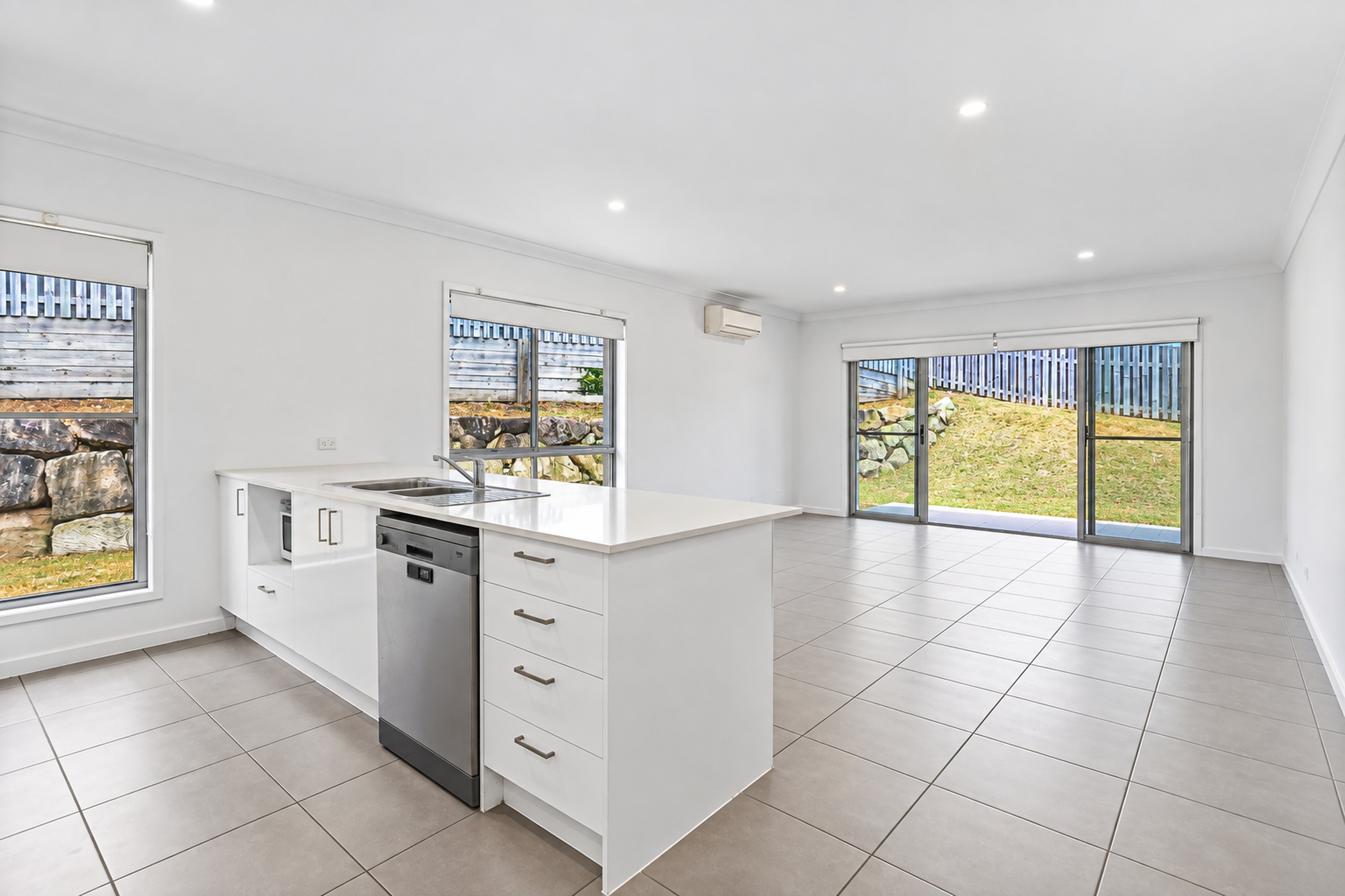22 Treecreeper Crescent, Upper Coomera, QLD 4209