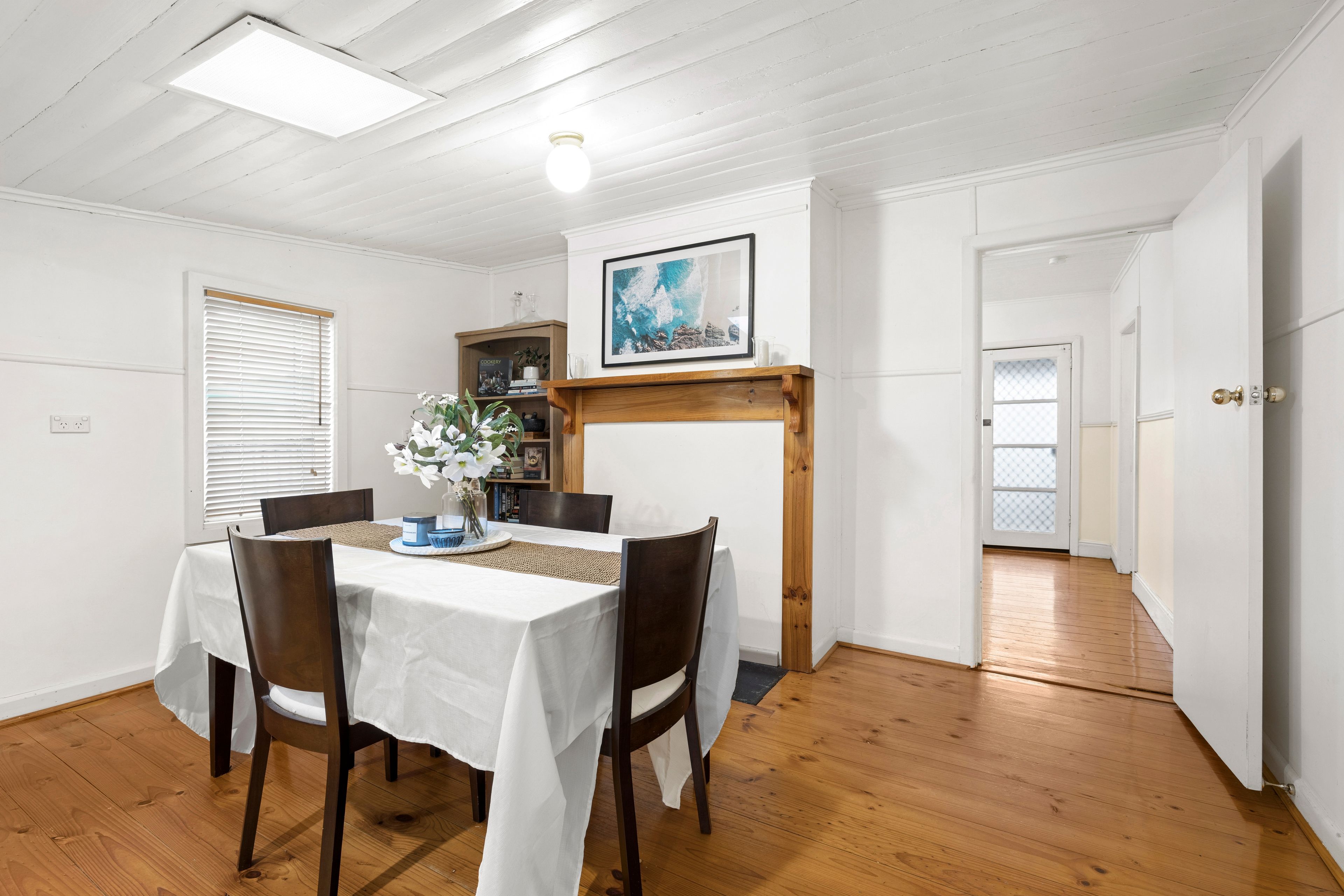 42 Hutton Street — photo 3 of 17