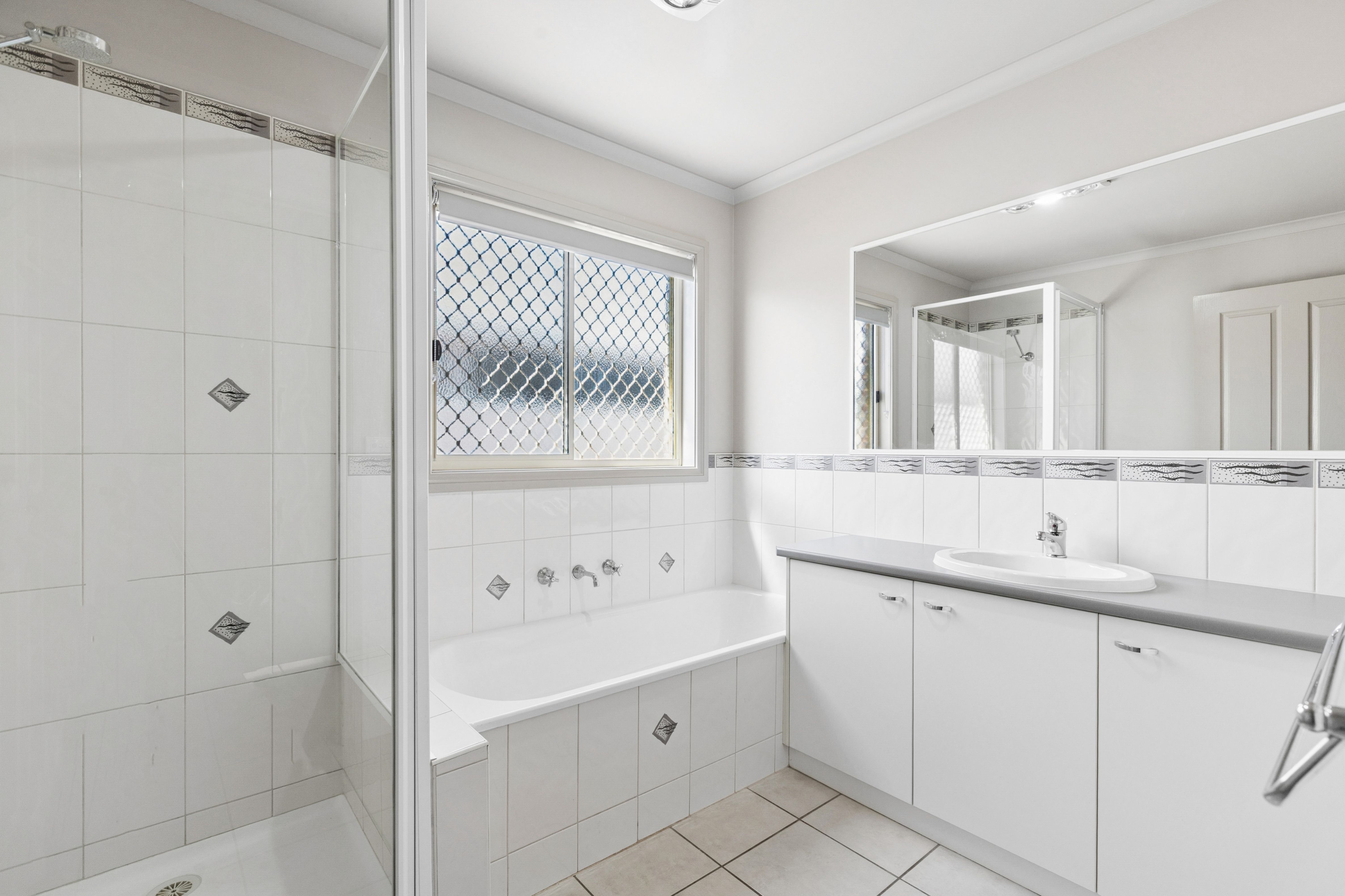 37 Herston Drive — photo 11 of 15