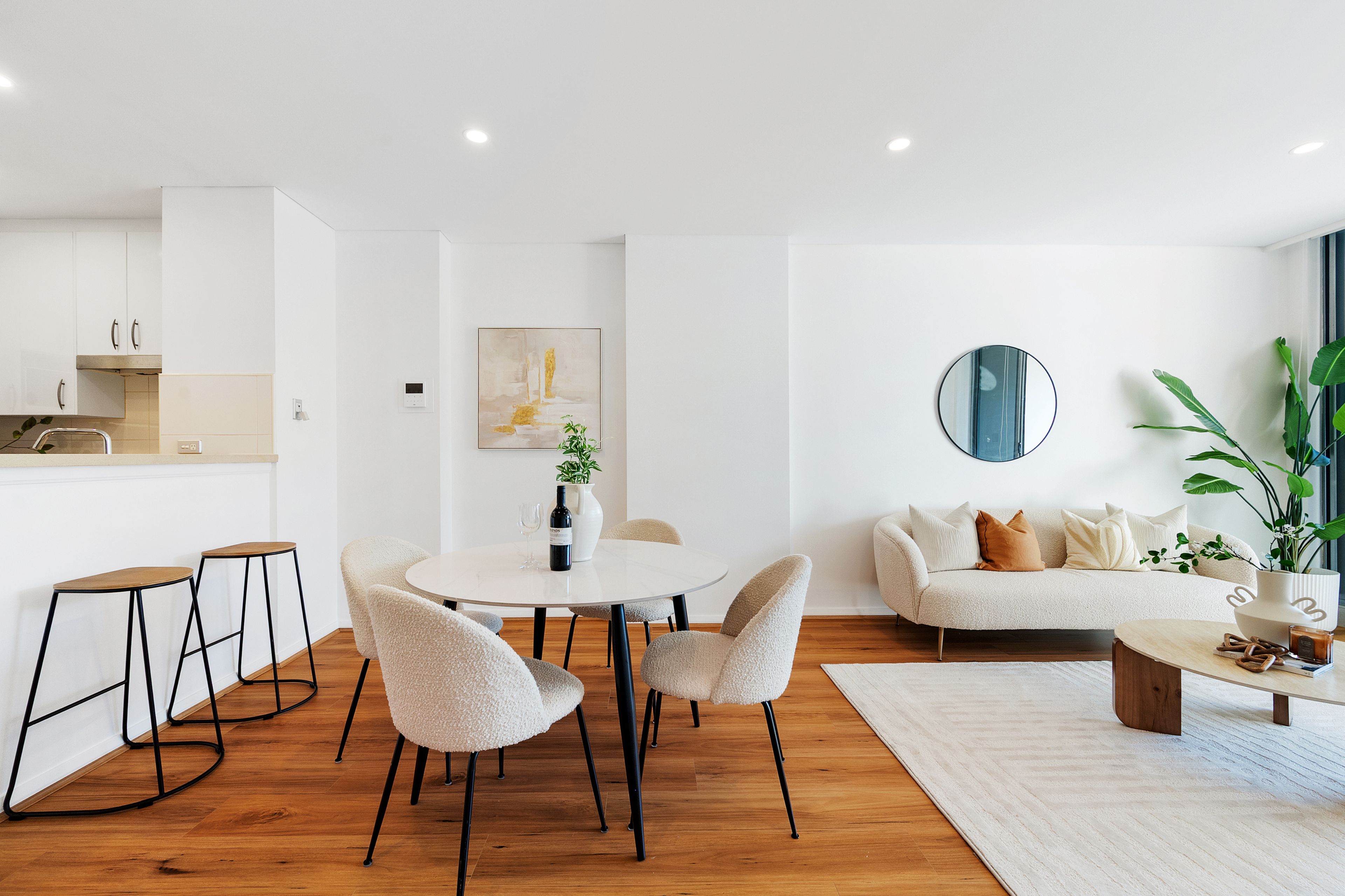610/6 Lachlan Street — photo 5 of 16