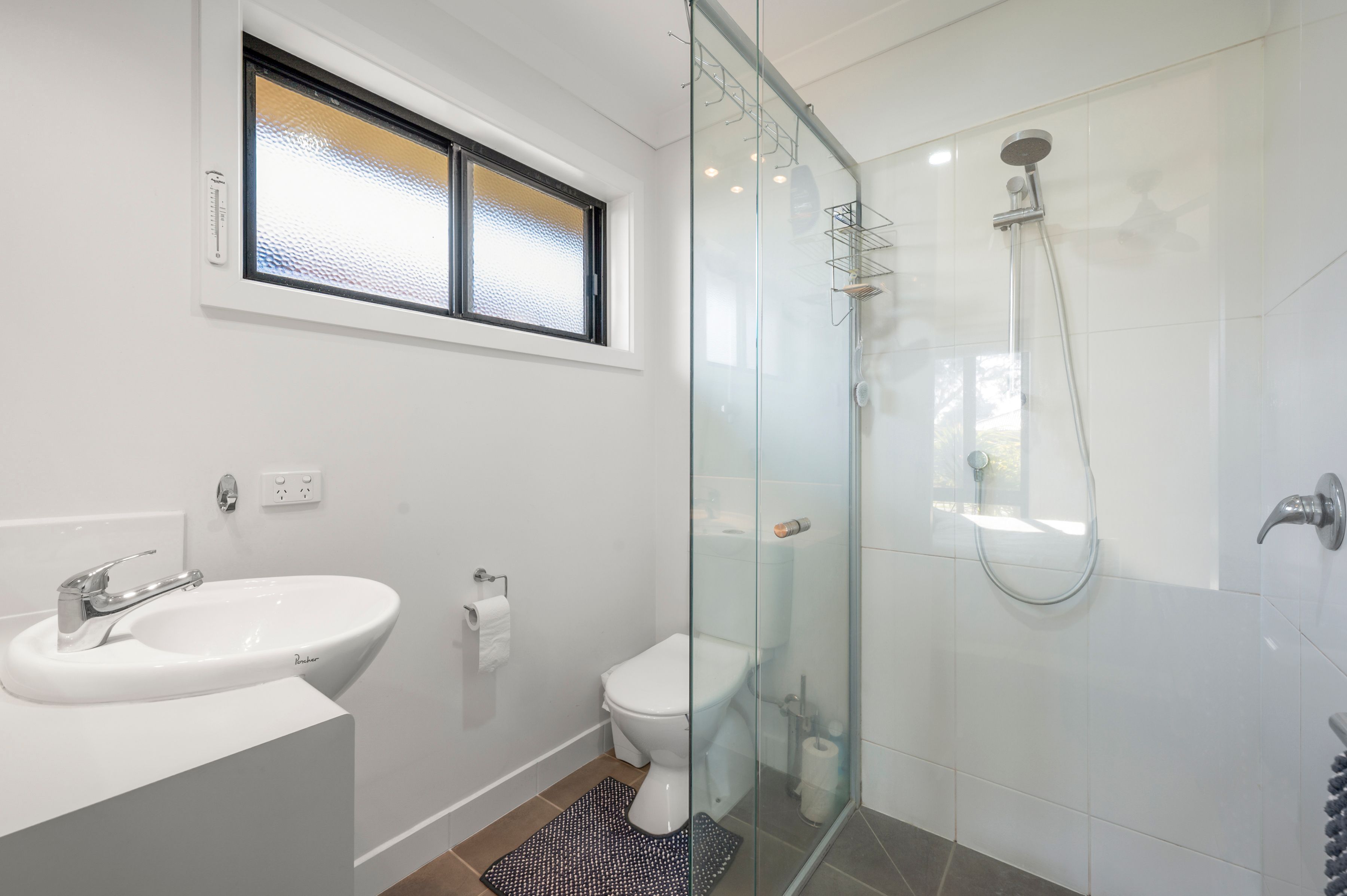 4 Farrall Court — photo 7 of 10