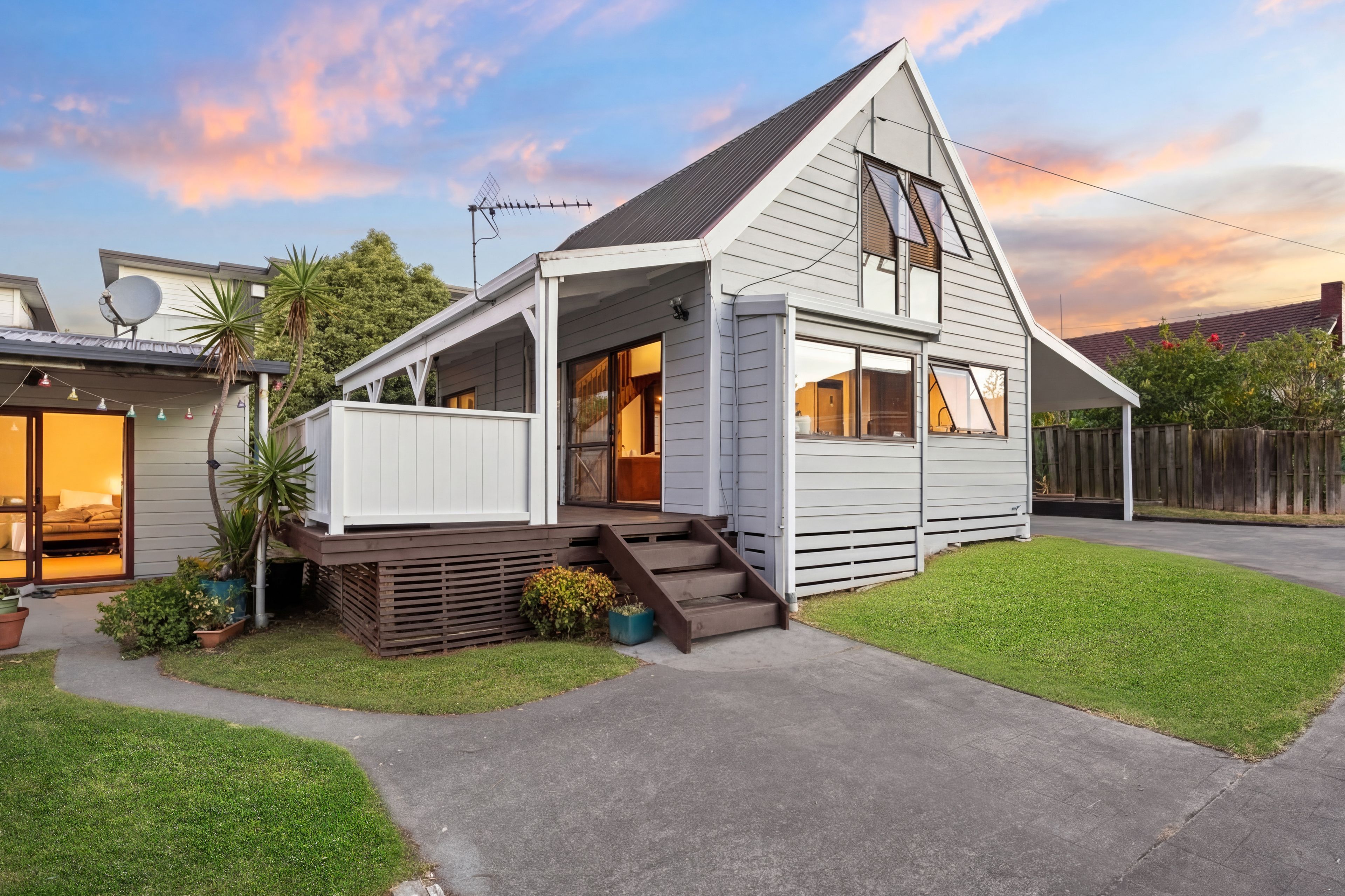4037A Great North Road, Glen Eden, Waitakere City
