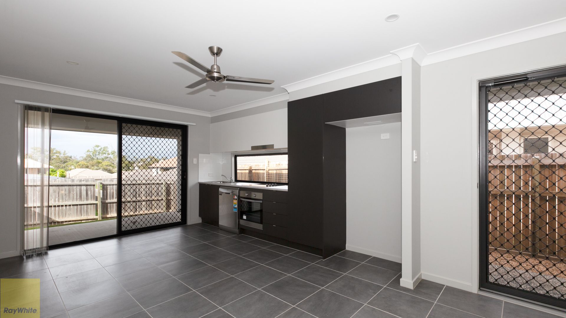 2/3 Matthias Way Lot 103, Leichhardt, QLD 4305