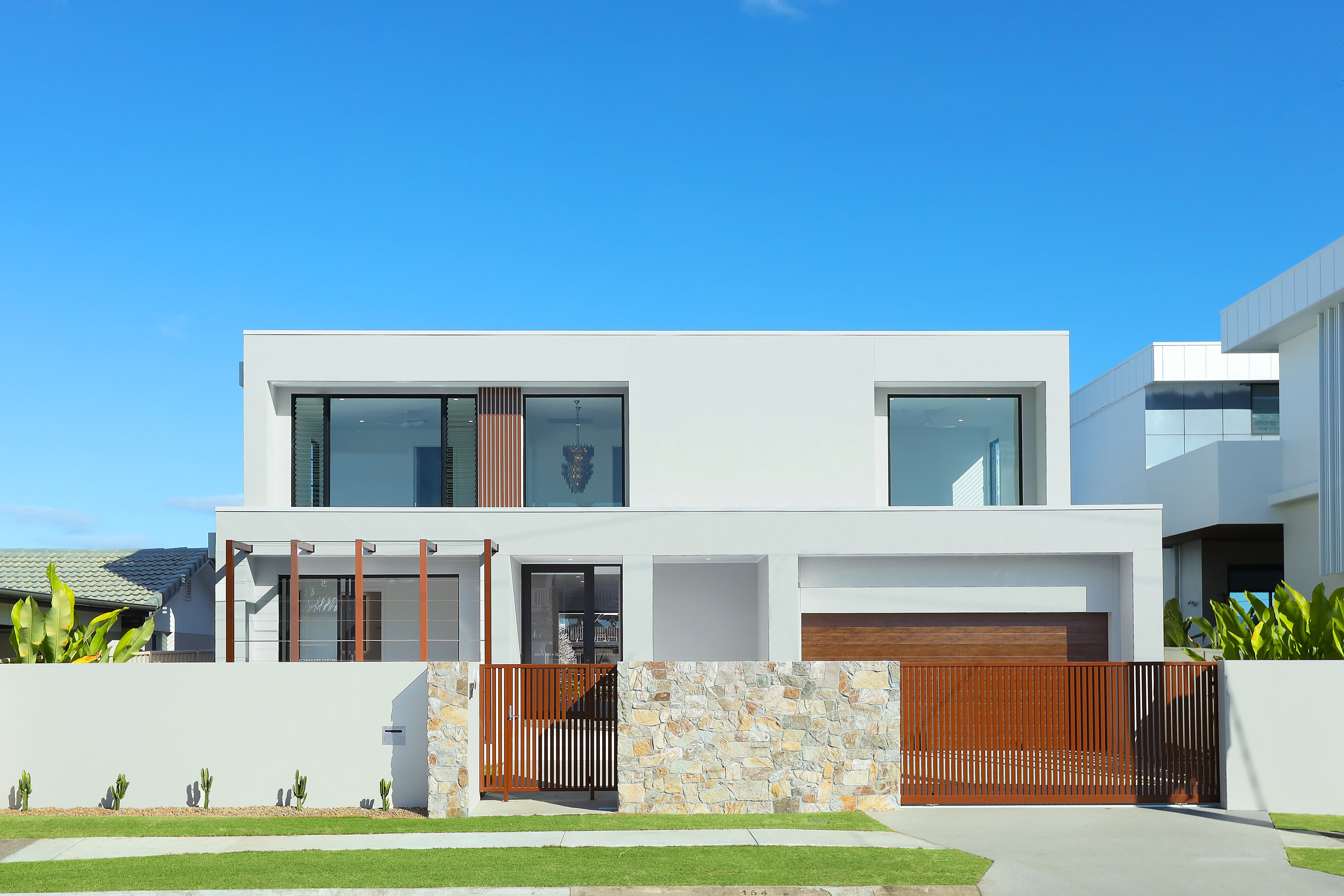 154 Monaco Street, Broadbeach Waters QLD 4218