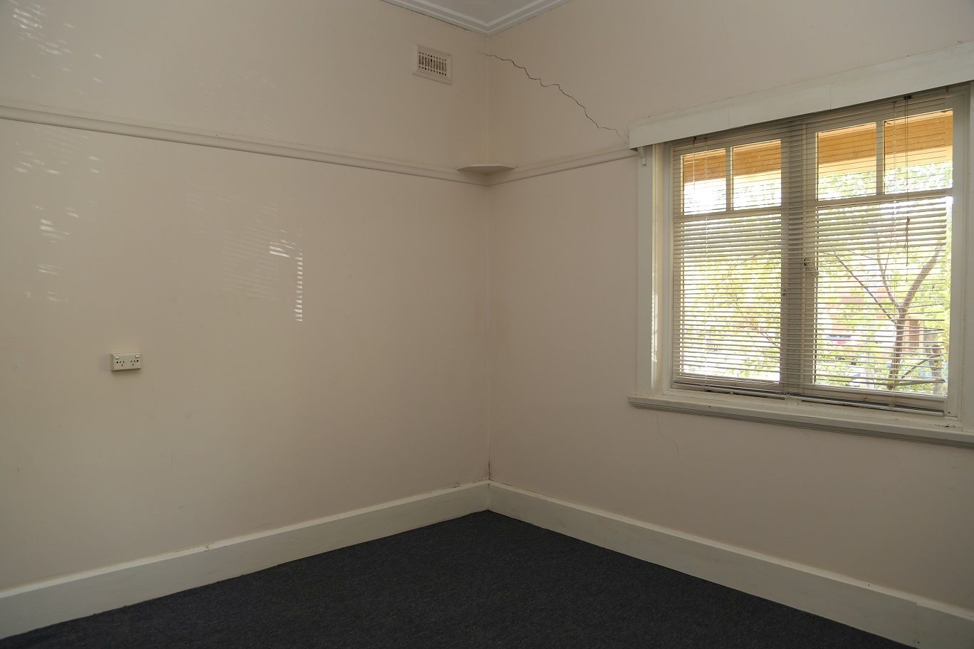 1/2 Wyralla Avenue, Epping, NSW 2121