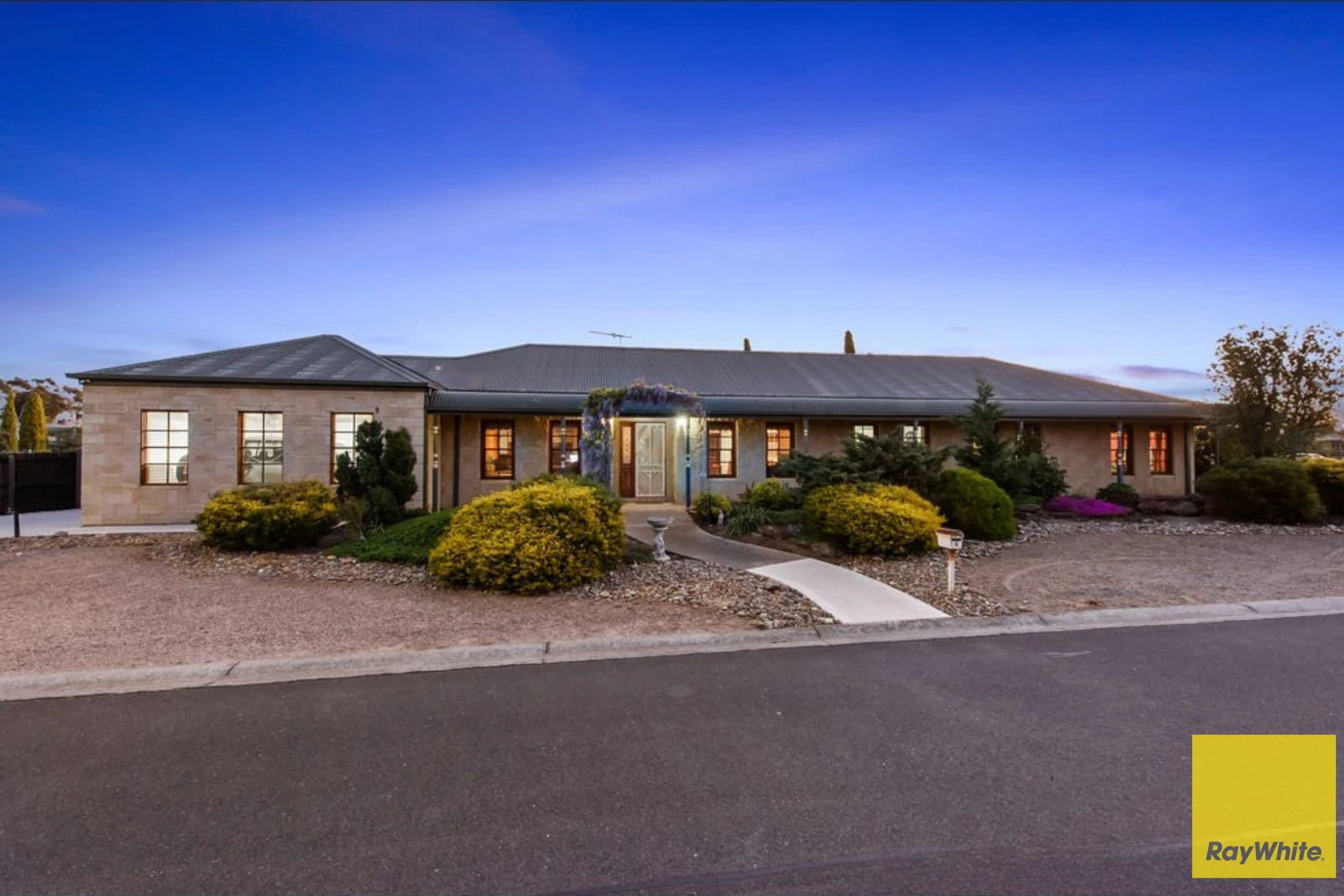 6 Parkview Close, Hoppers Crossing, VIC 3029