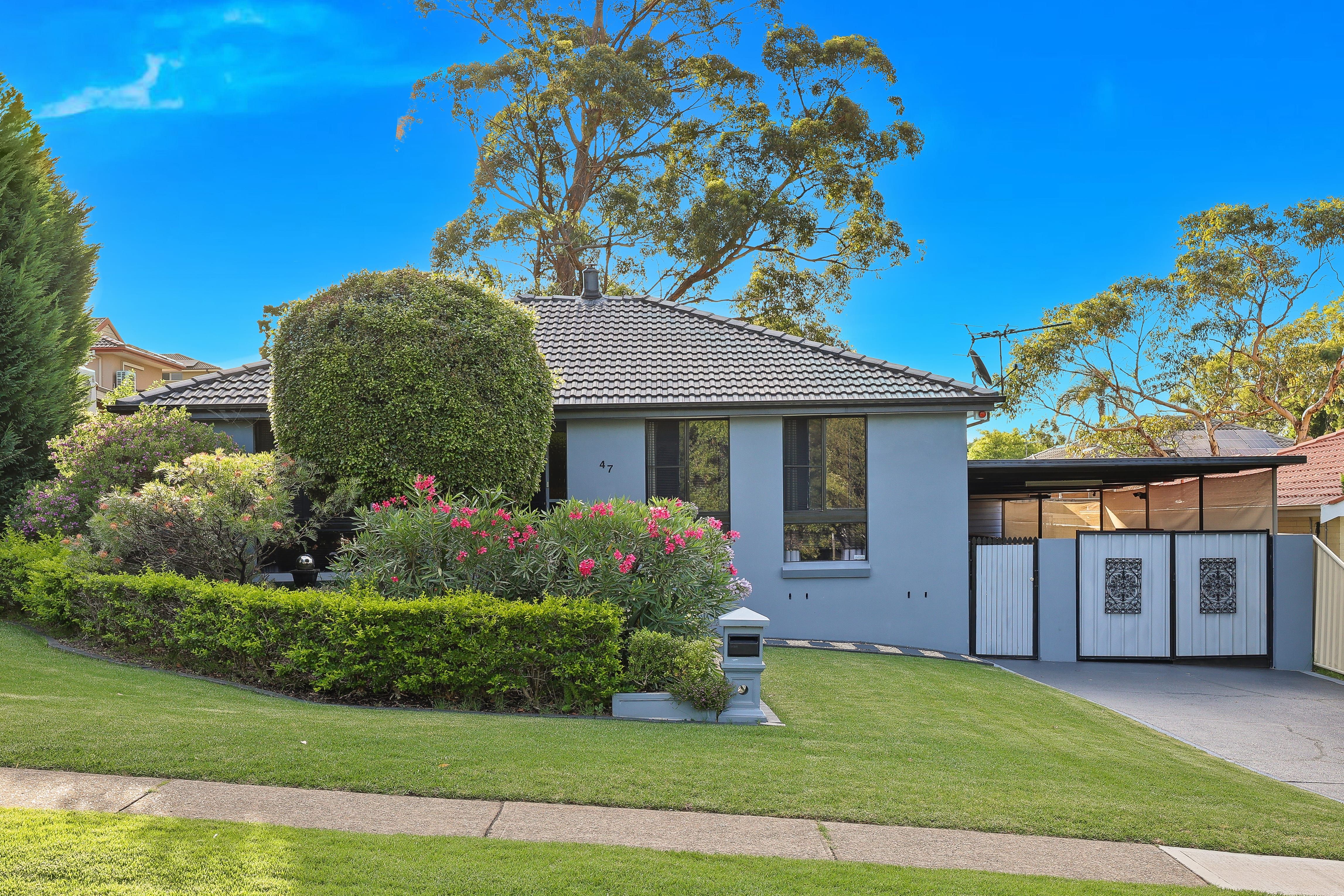 47 Crispsparkle Drive, Ambarvale, NSW 2560