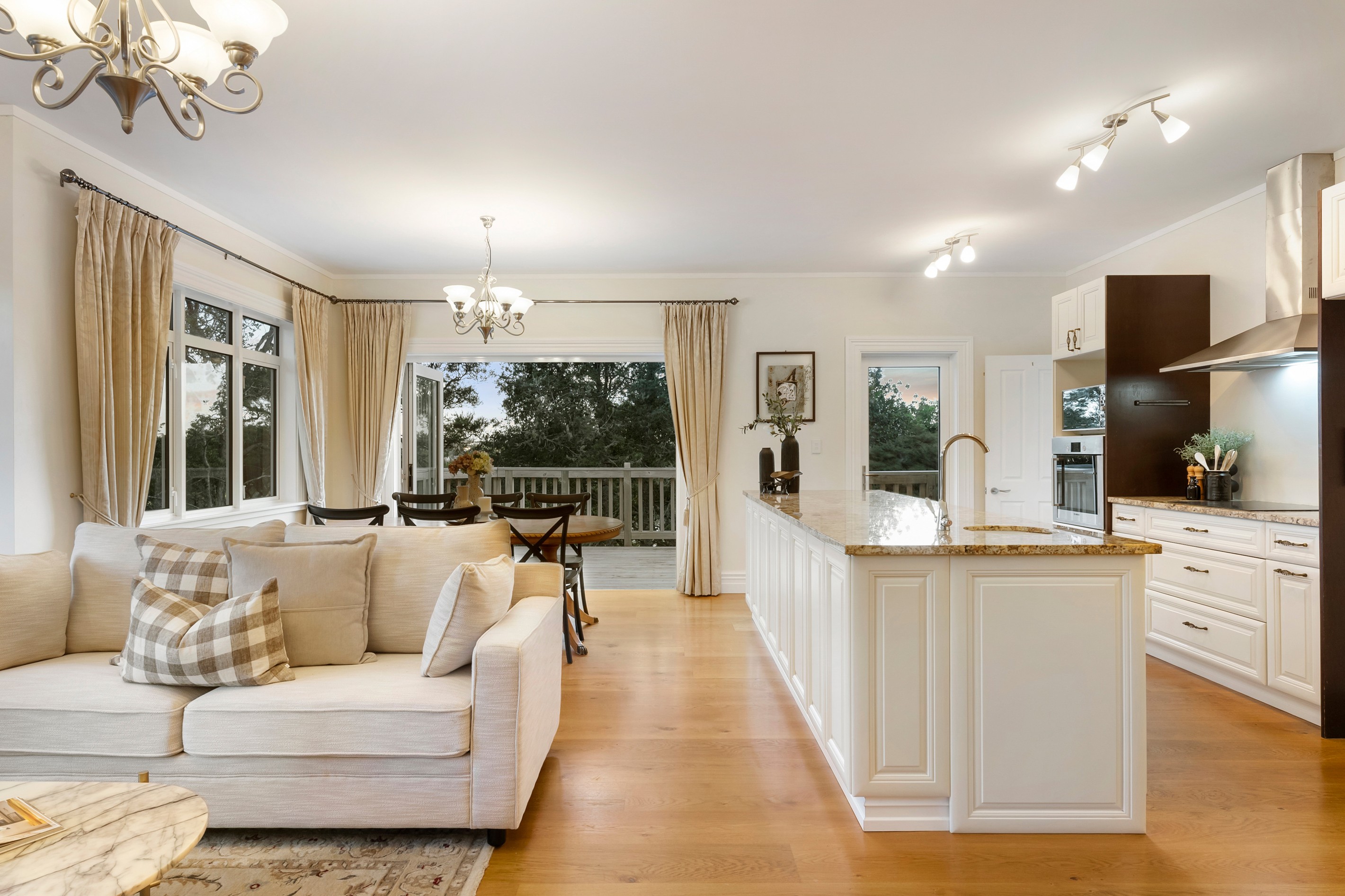 4 Kereru Grove, Greenhithe, North Shore City