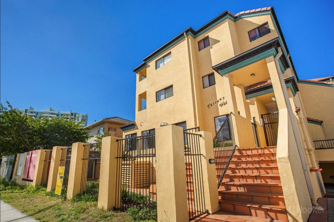 11/143 Frank Street — photo from Ray White Coomera